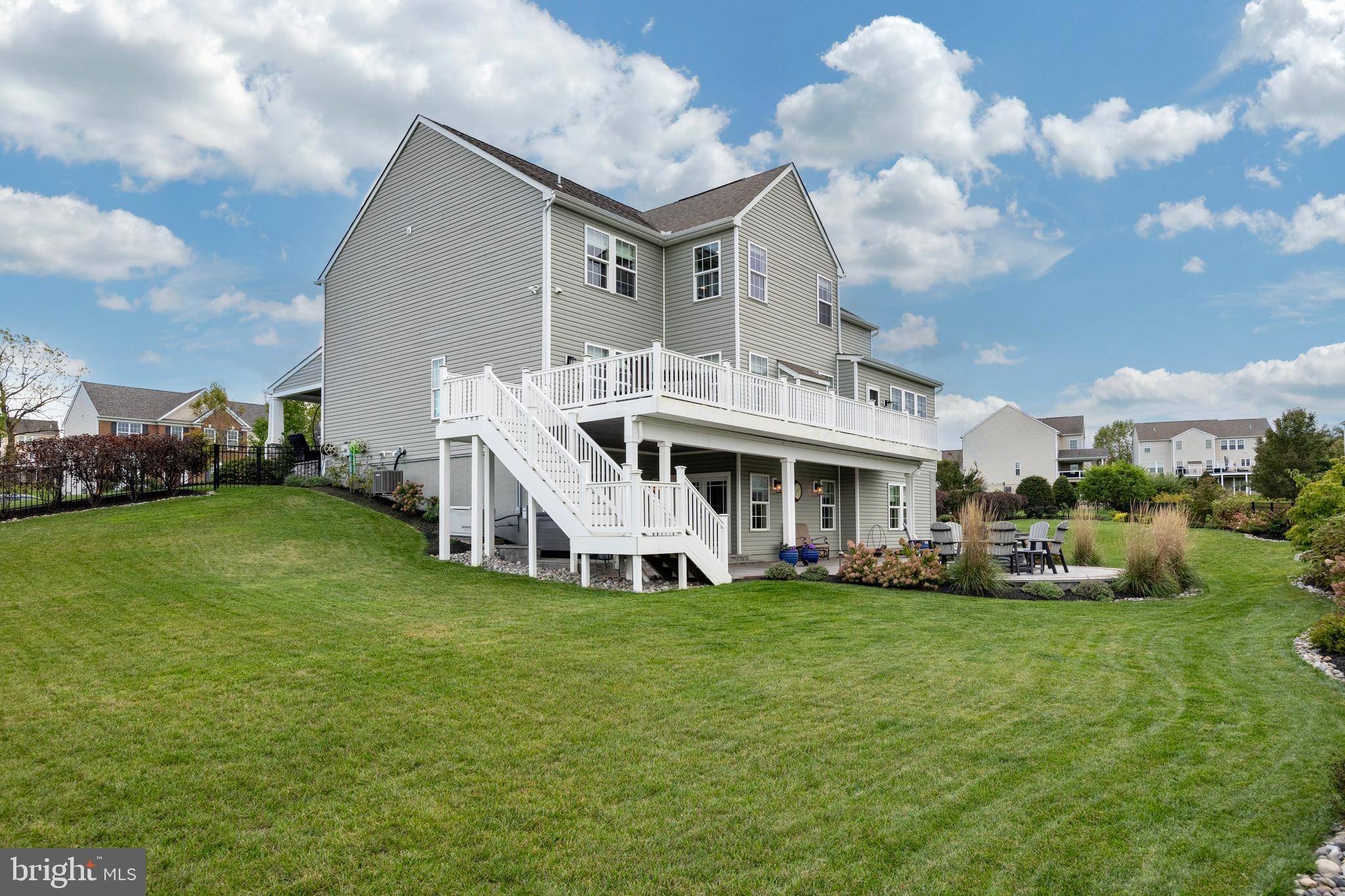 425 Mercer Dr