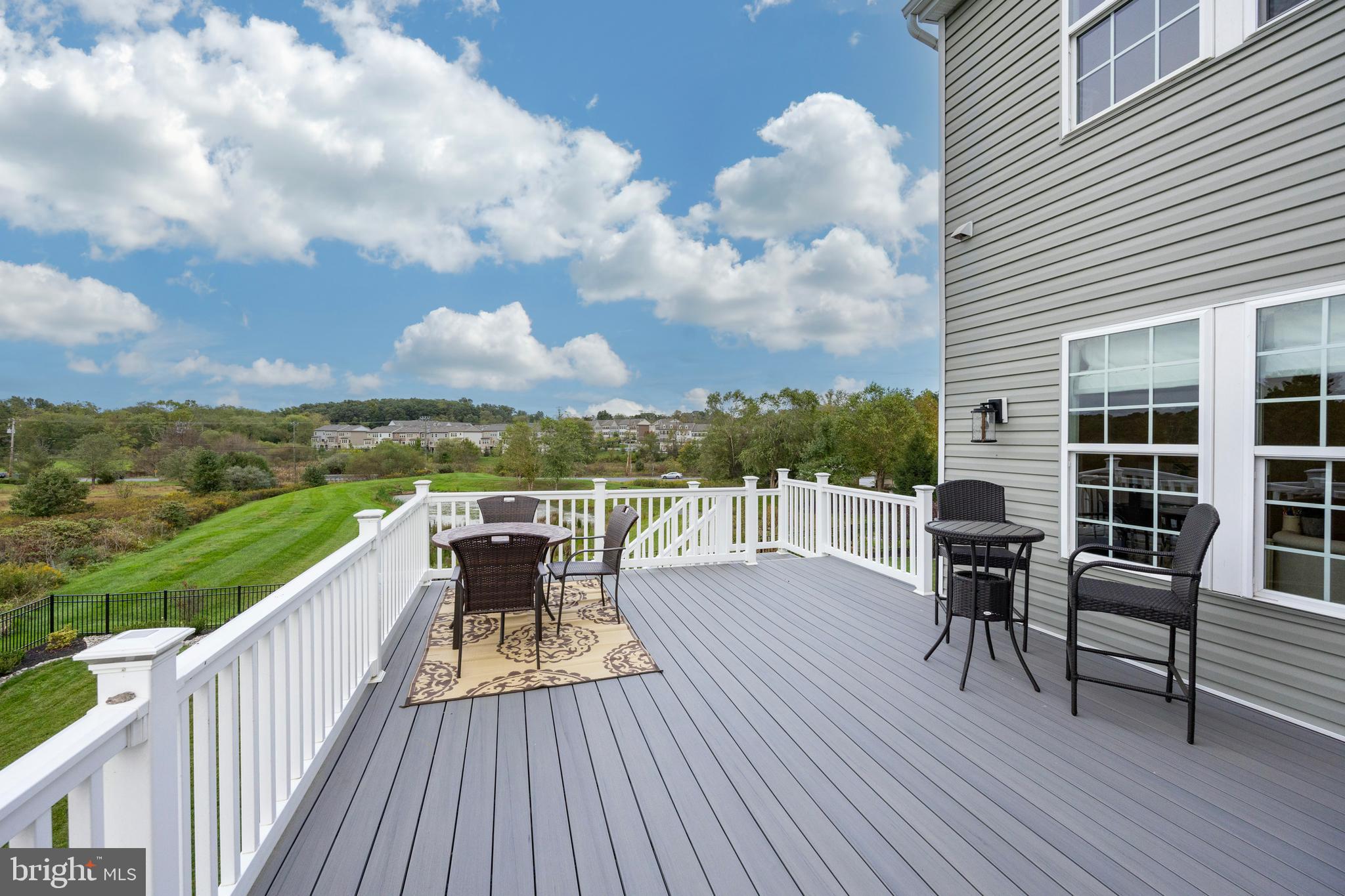 425 Mercer Dr