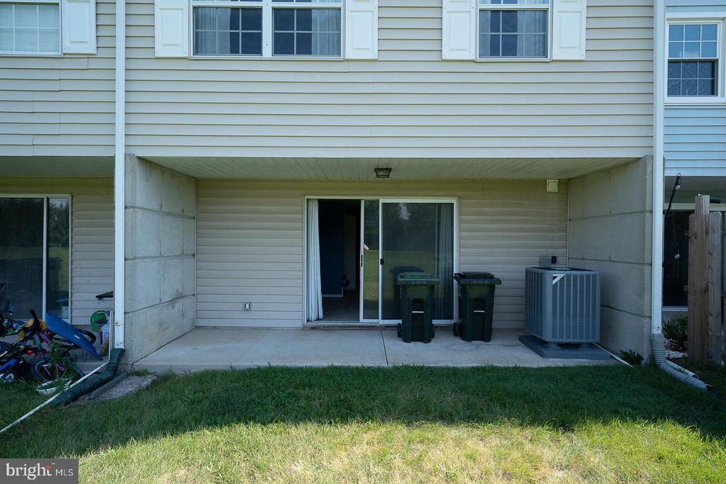 490 DEVON COURT 443