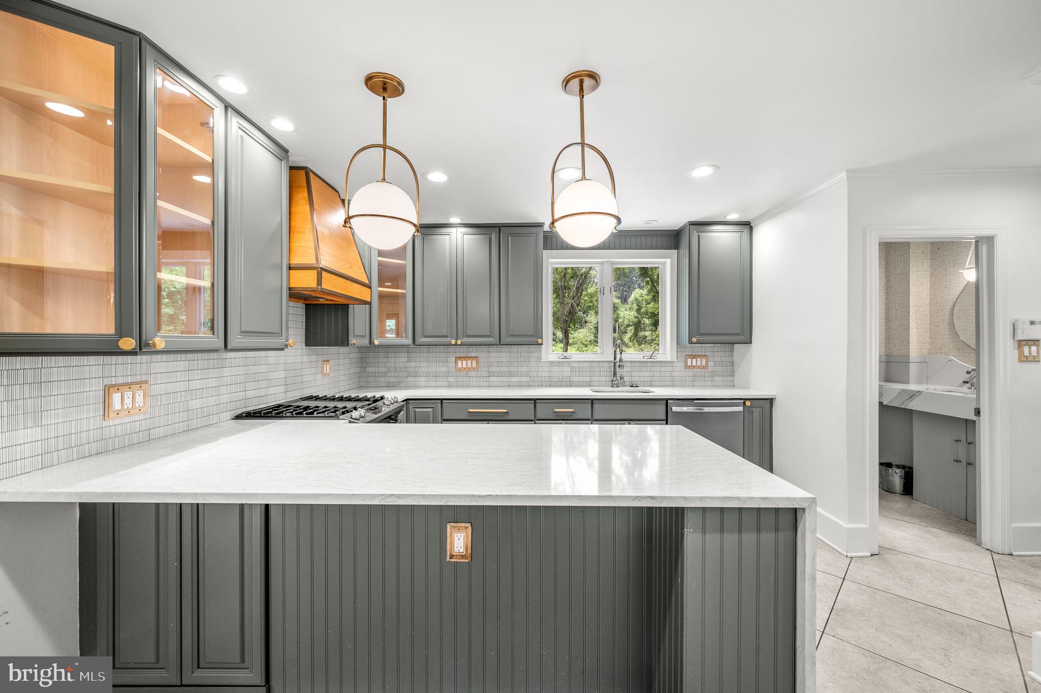 112 BRYN MAWR AVENUE