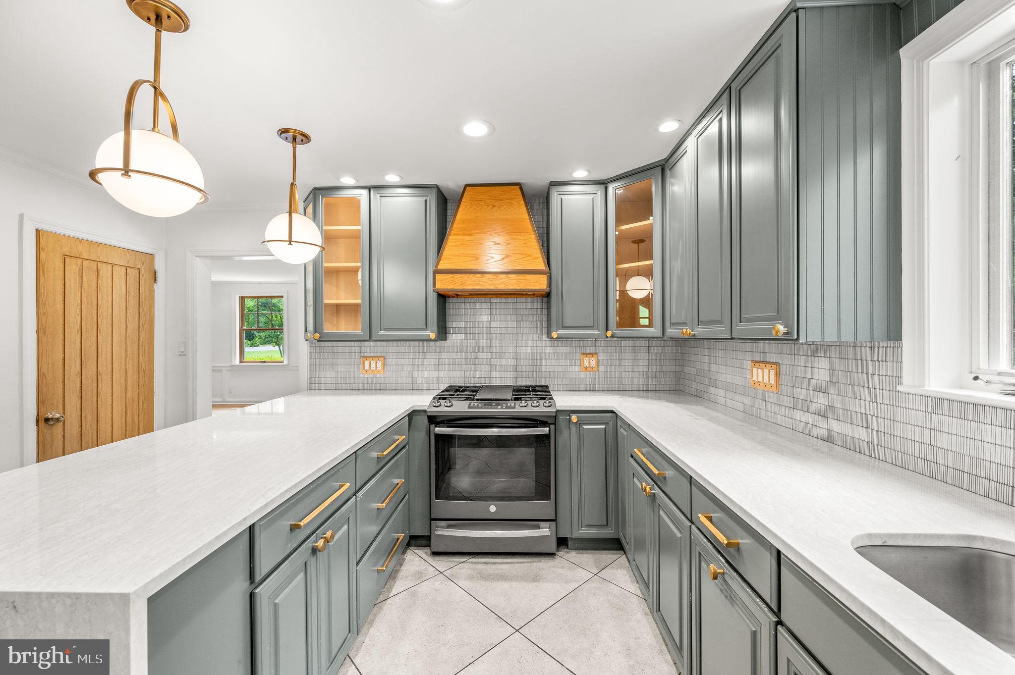 112 BRYN MAWR AVENUE