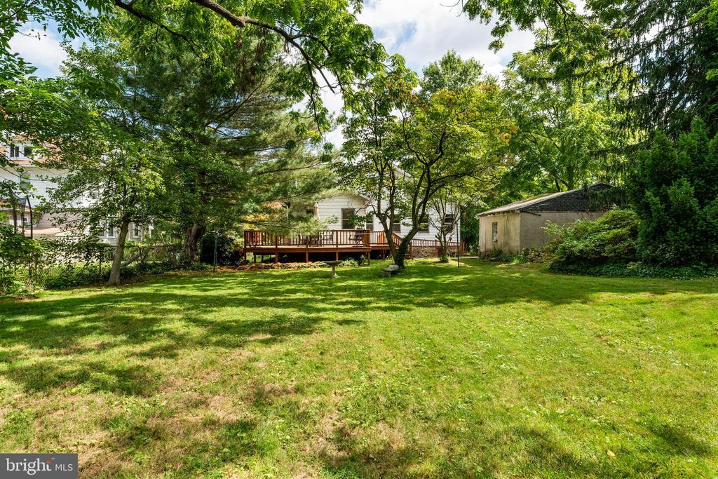 21 Linden Ave