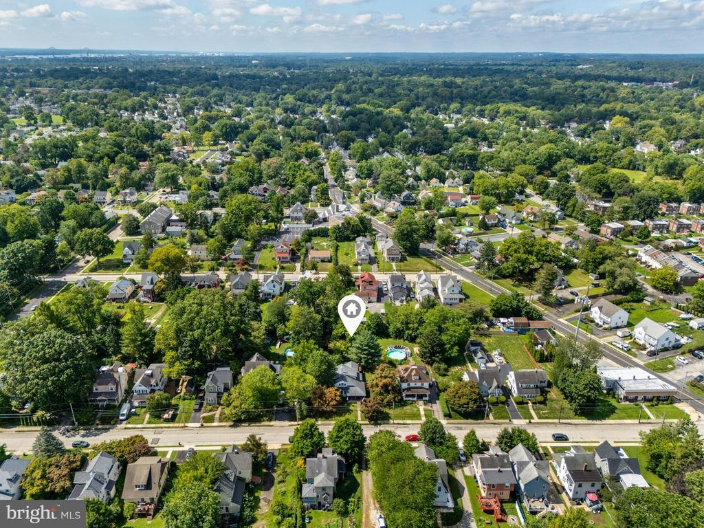 21 Linden Ave