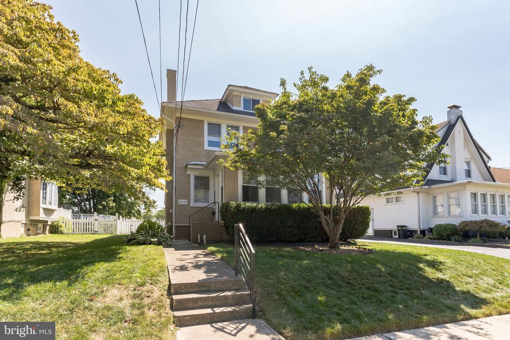 315 S Scott Ave