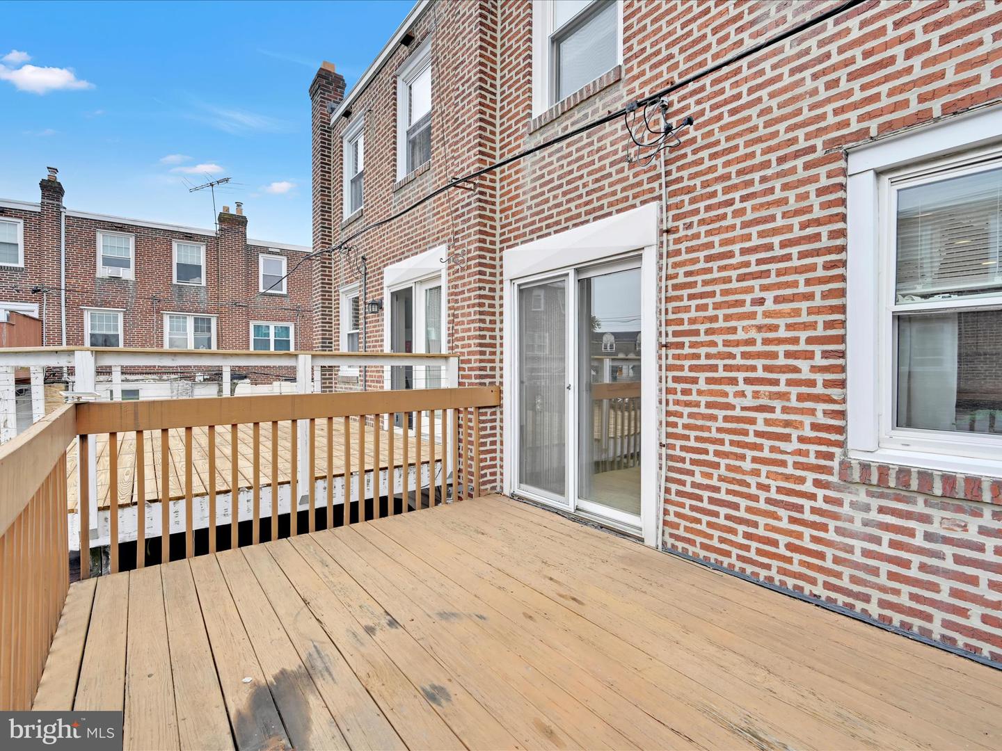 146 Academy Rd