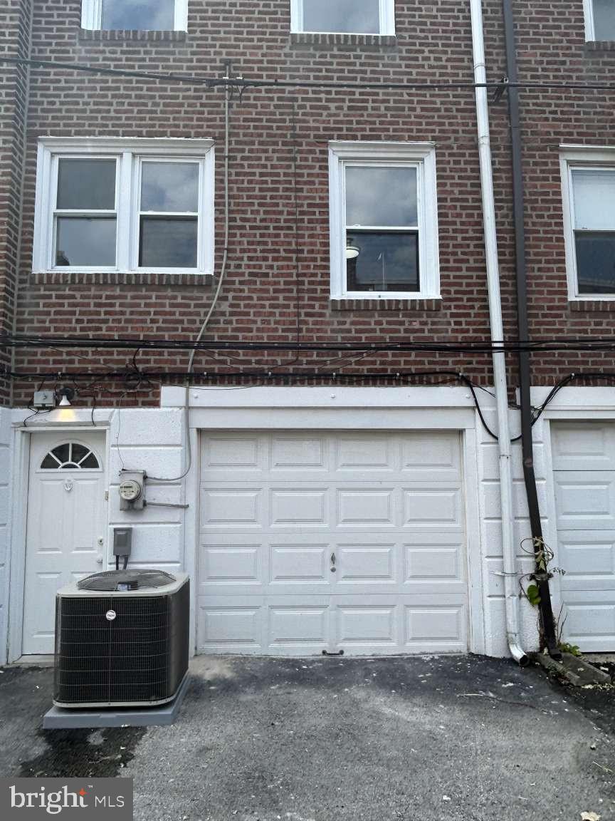 111 W MADISON AVENUE