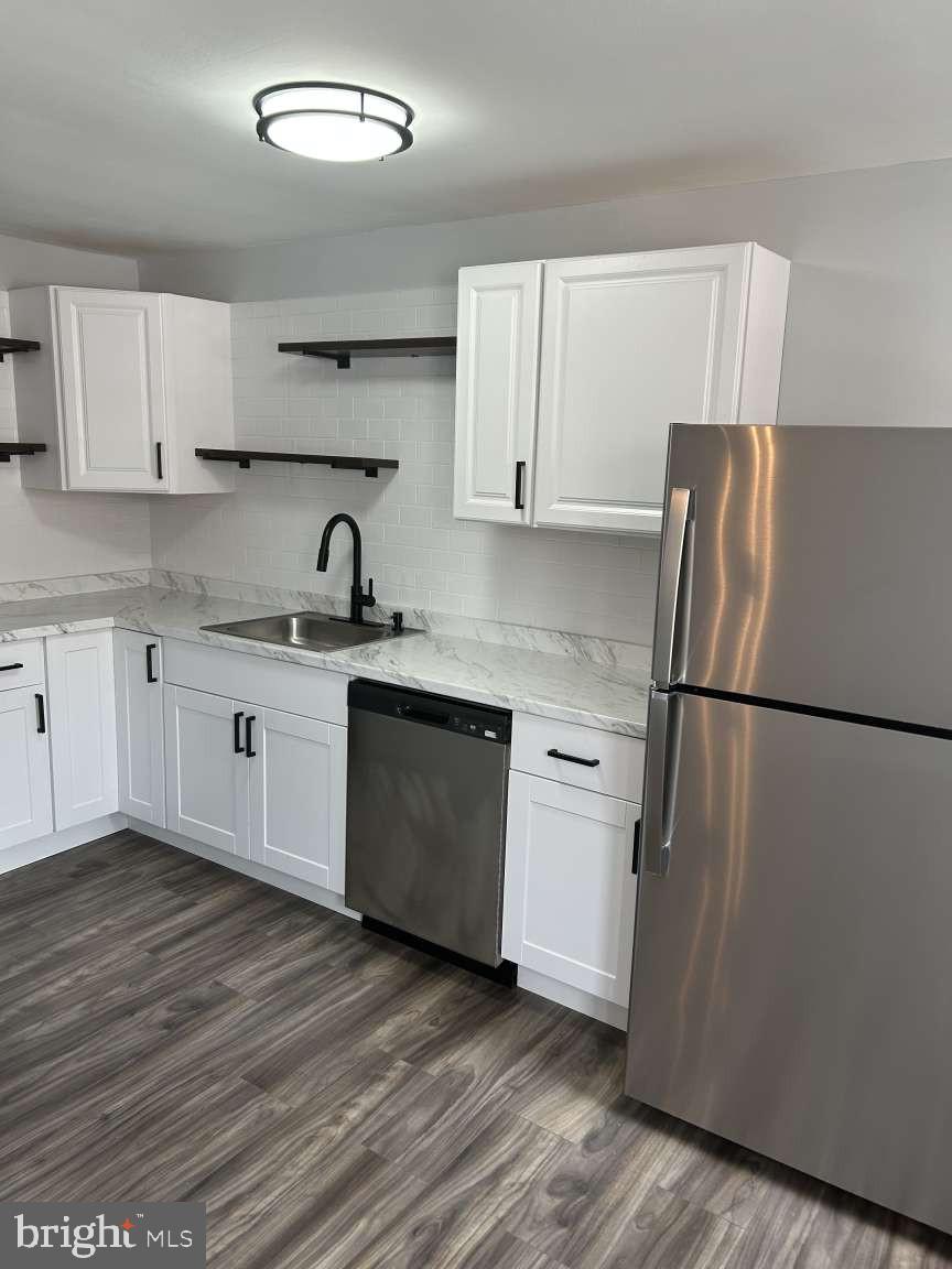 111 W MADISON AVENUE