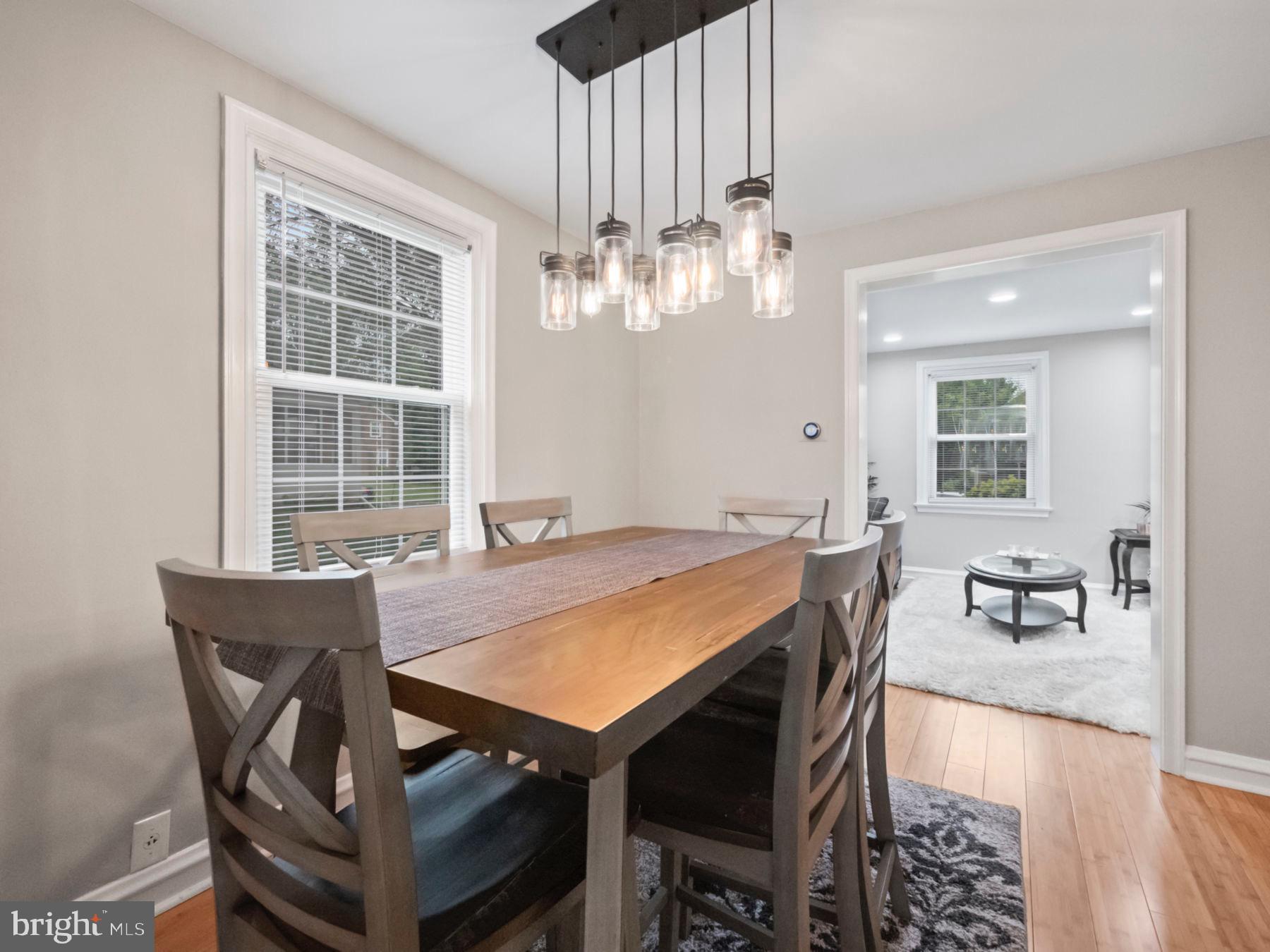 1212 ROSEMONT LANE