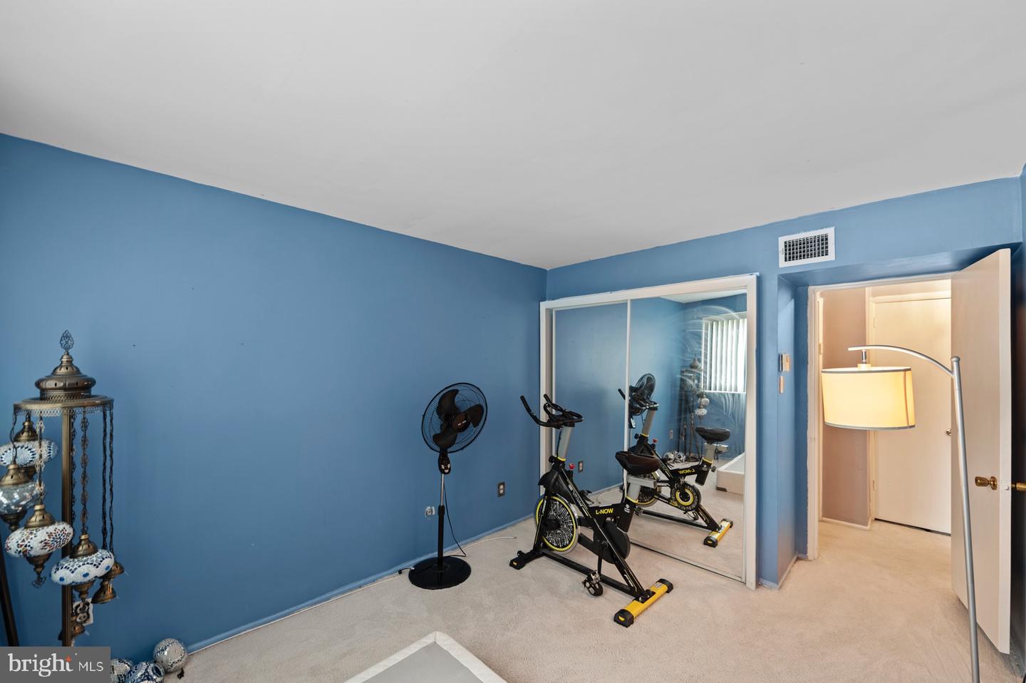 1610 THE FAIRWAY Unit: 203W
