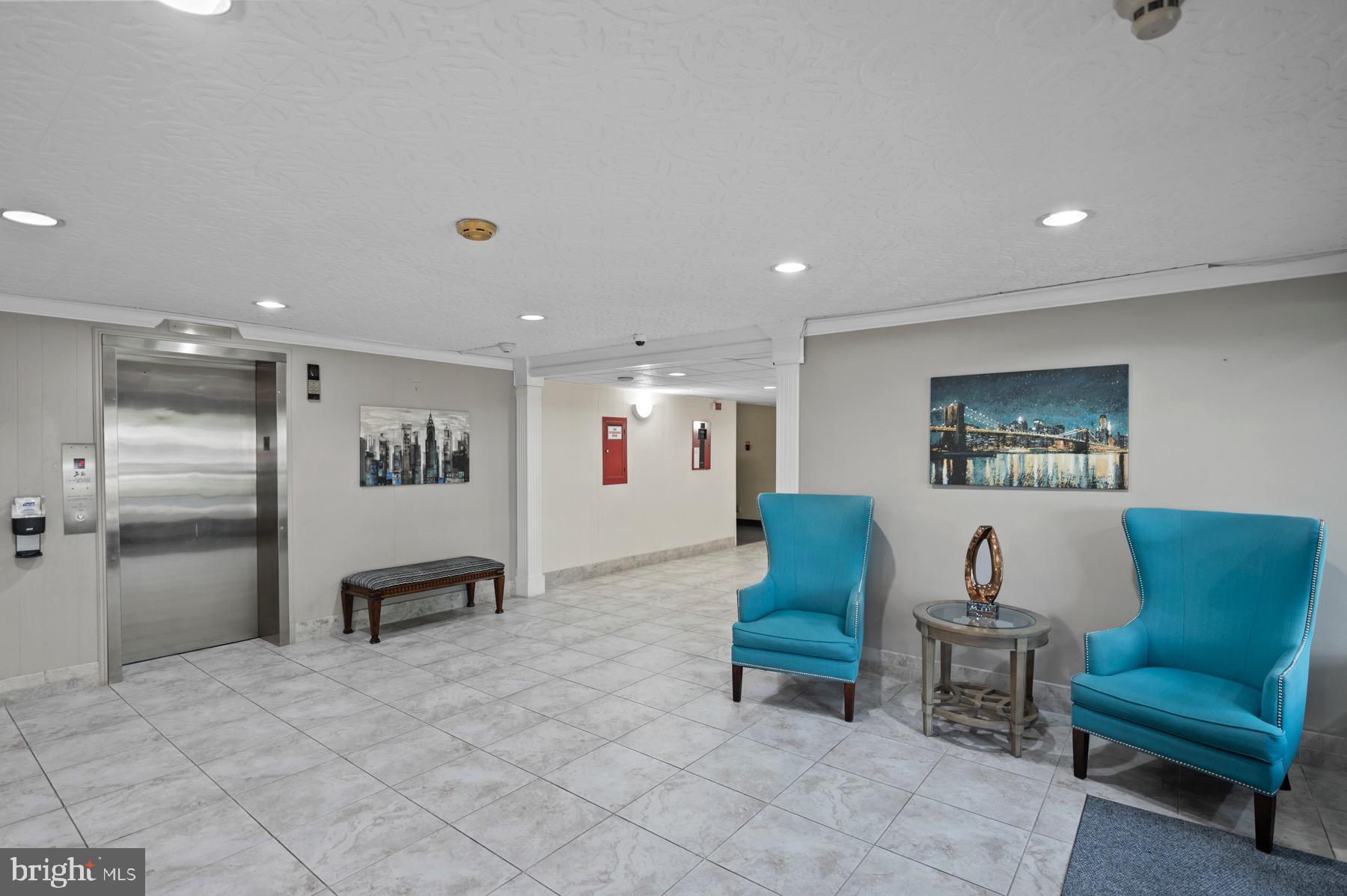 1610 THE FAIRWAY Unit: 203W