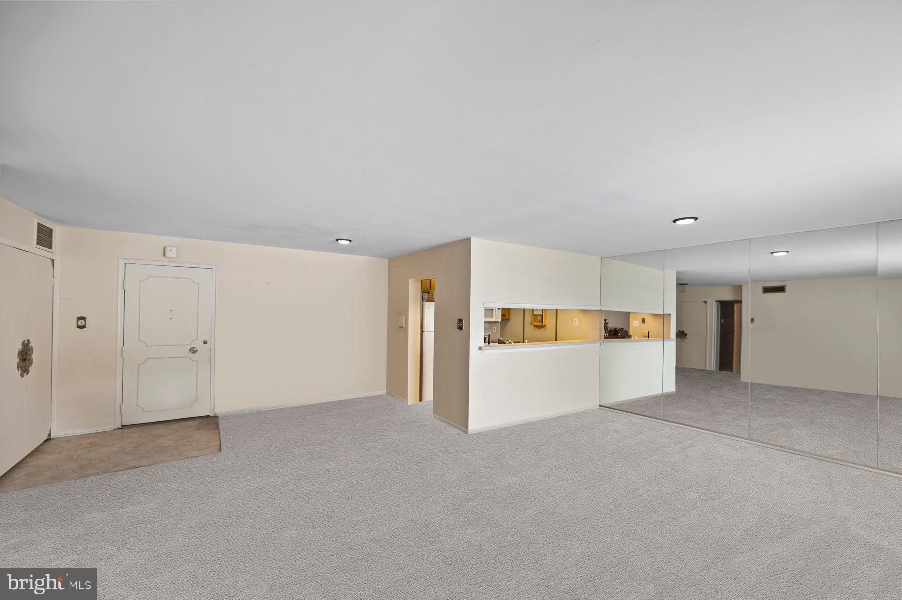 1610 THE FAIRWAY Unit: 203W
