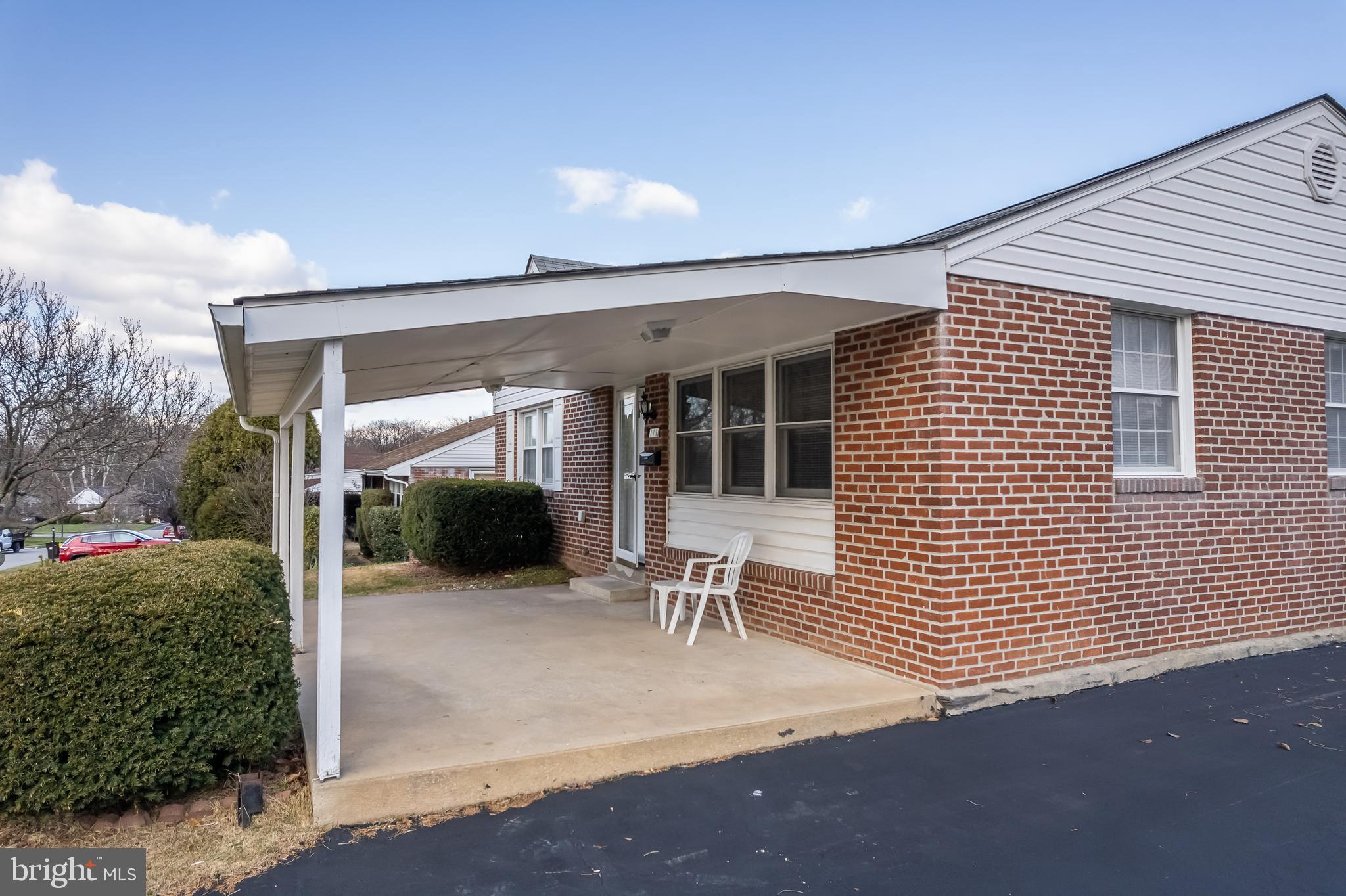 111 Valley View ROAD