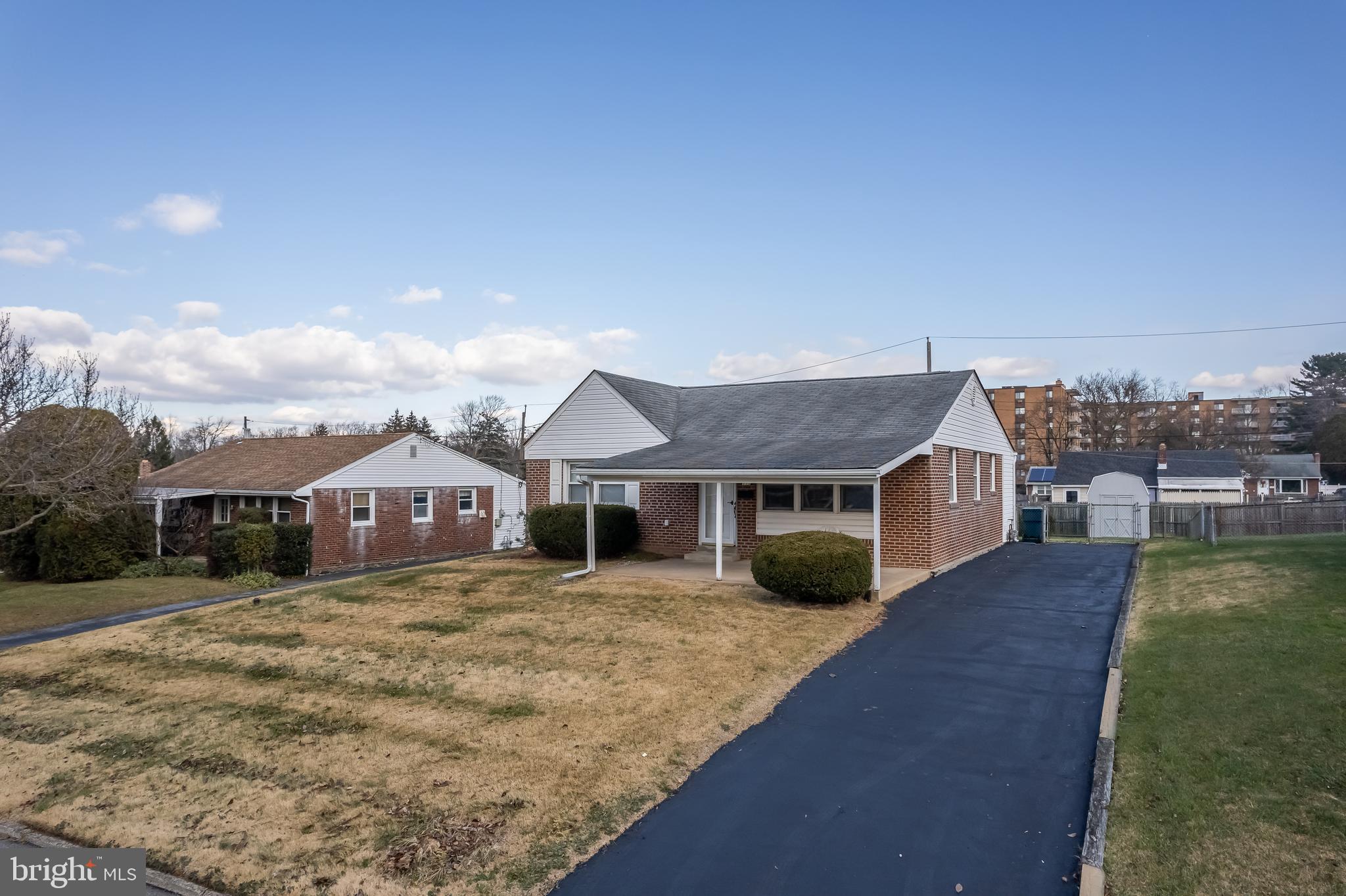 111 Valley View ROAD