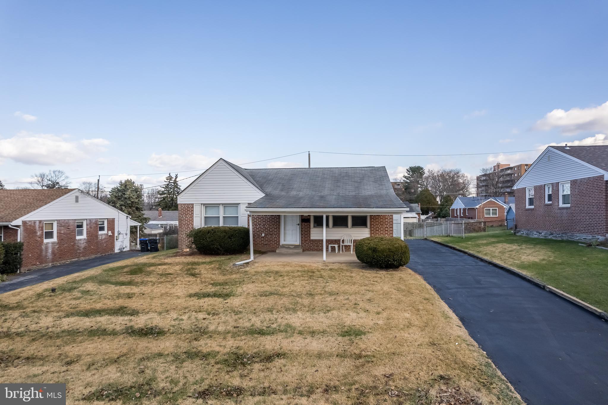 111 Valley View ROAD