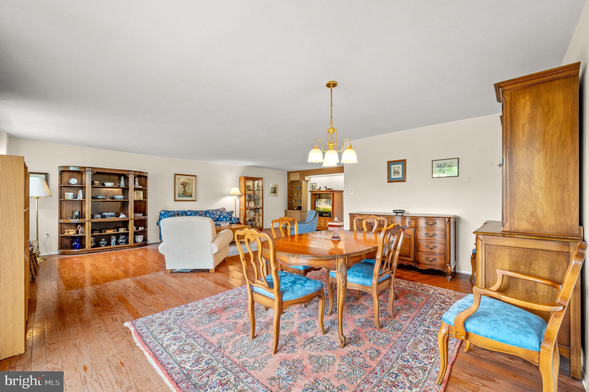 7301 Coventry Ave #507