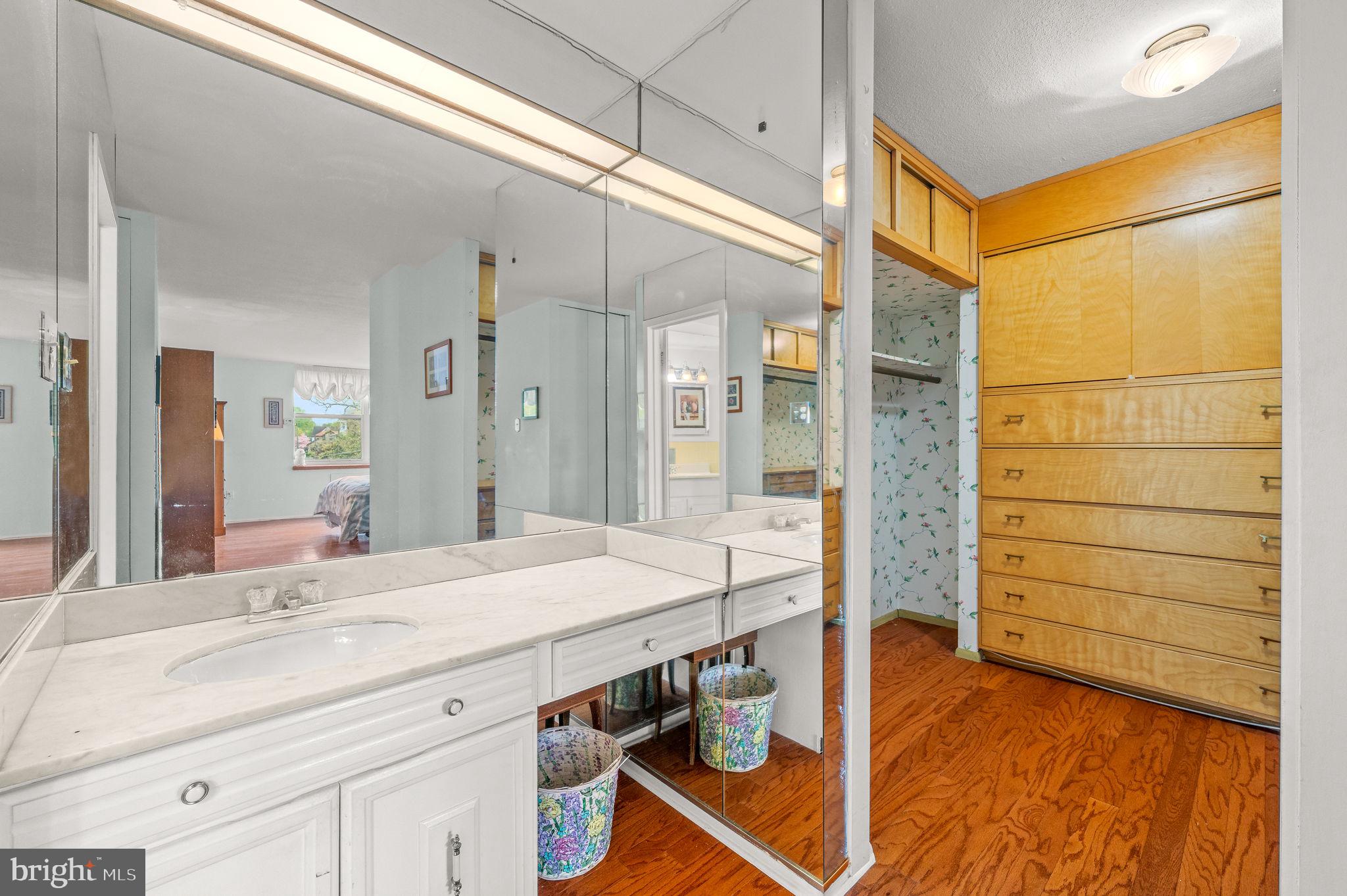 7301 Coventry Ave #507