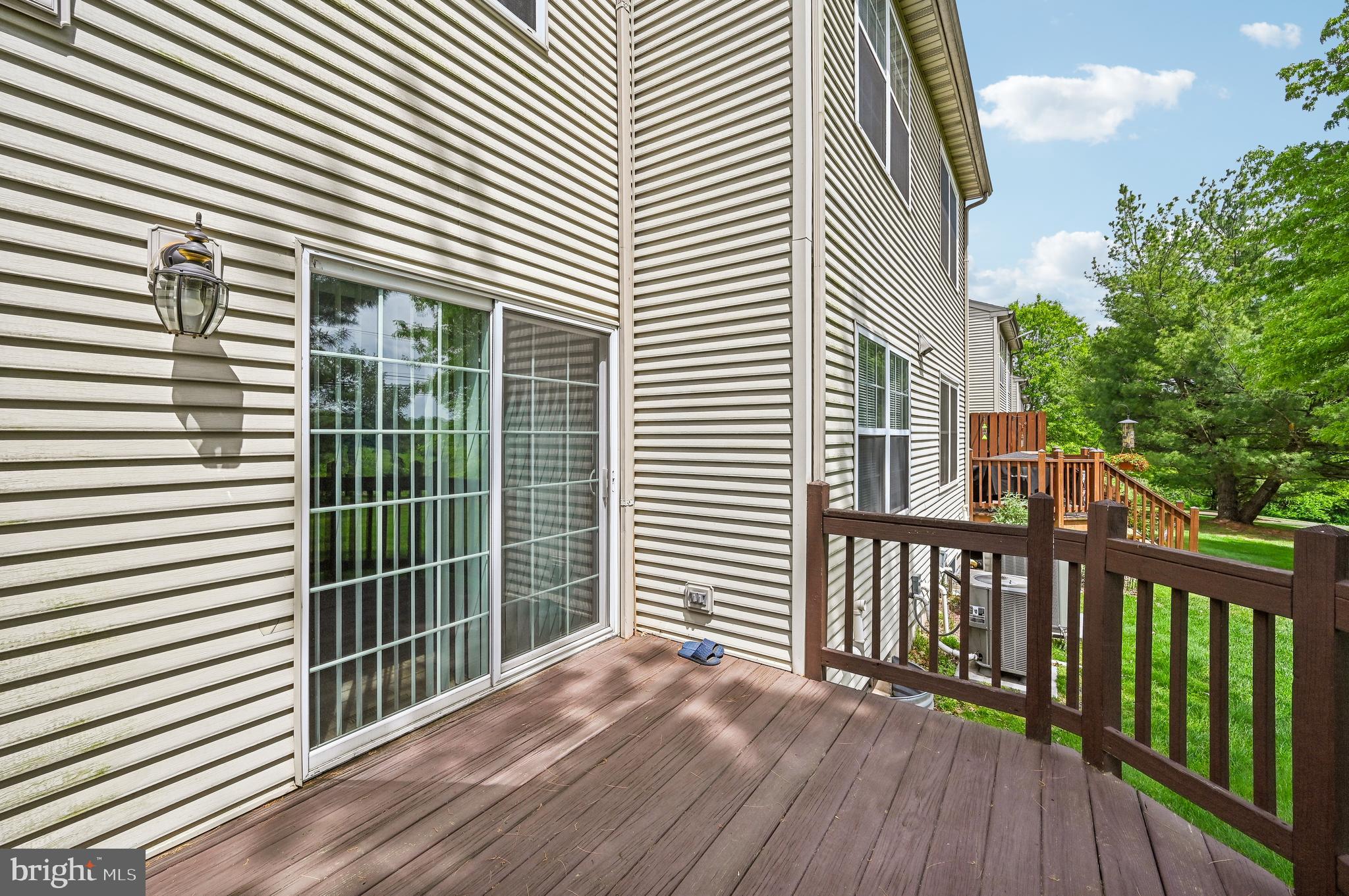 359 Hamilton Dr