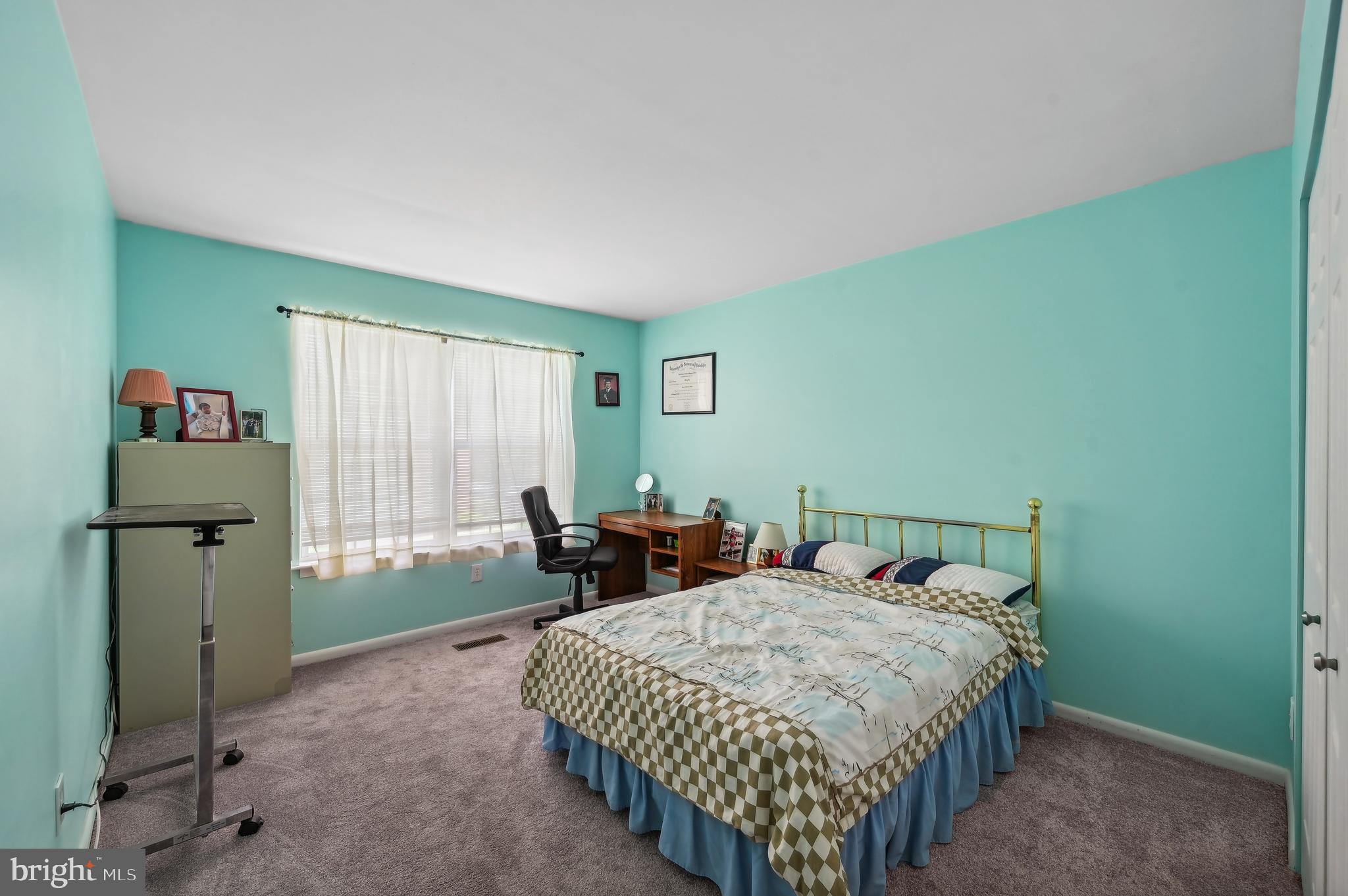 359 Hamilton Dr