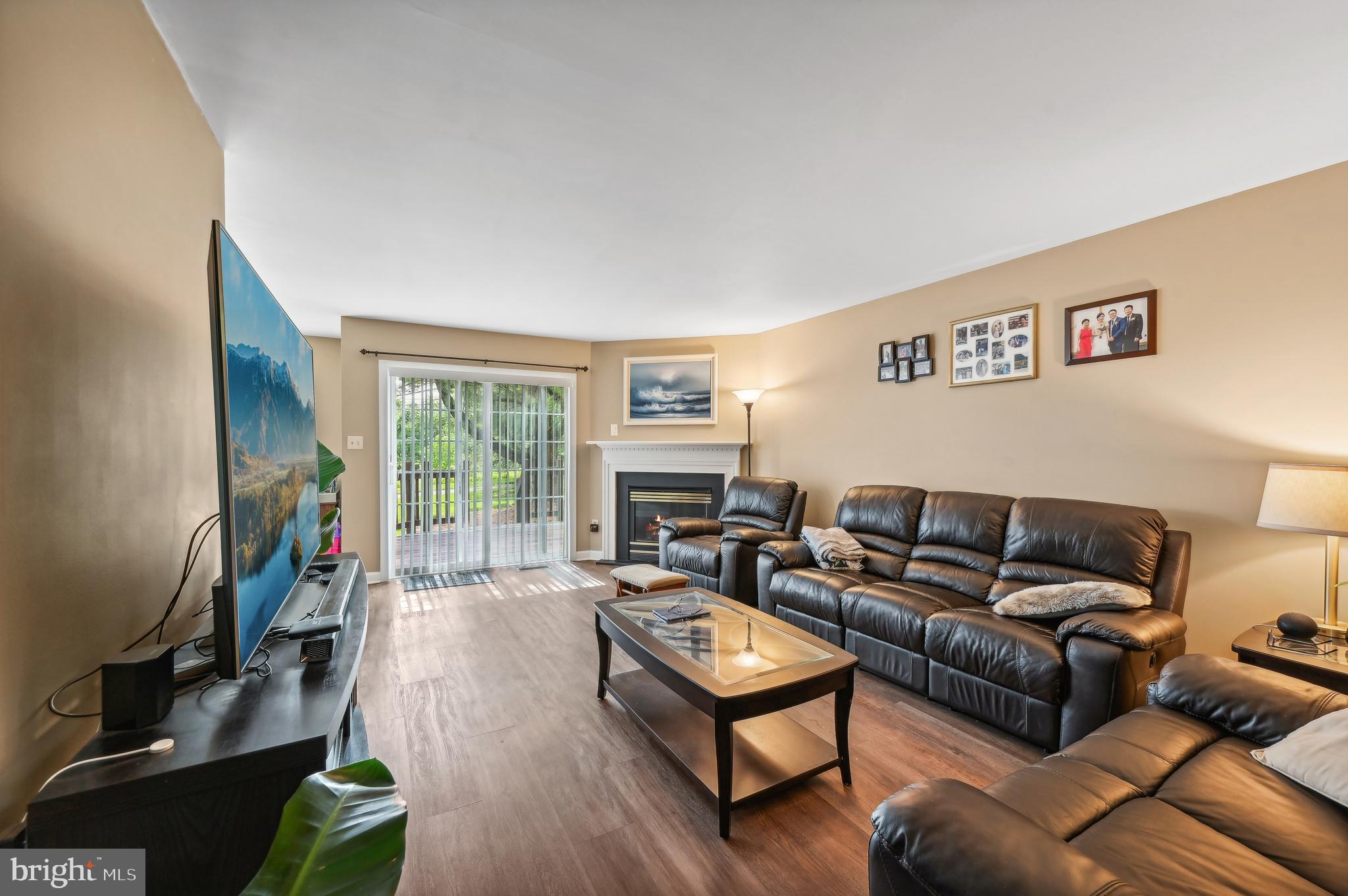 359 Hamilton Dr