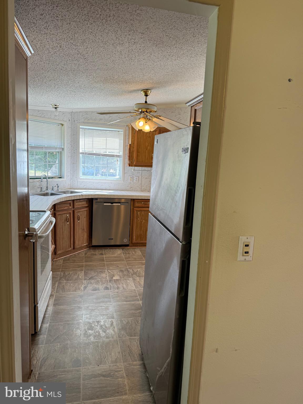 35 Bentwood Cir