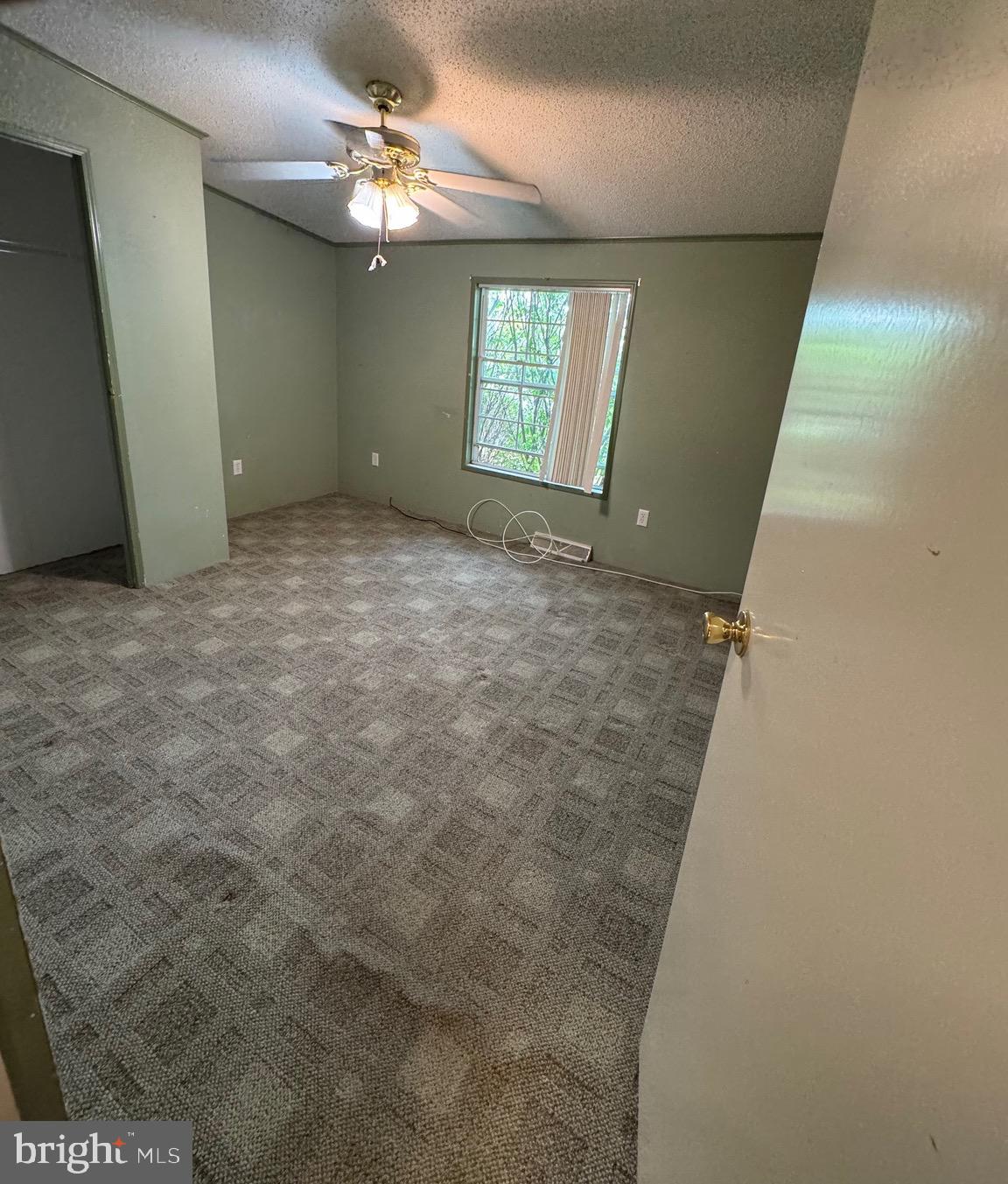 35 Bentwood Cir