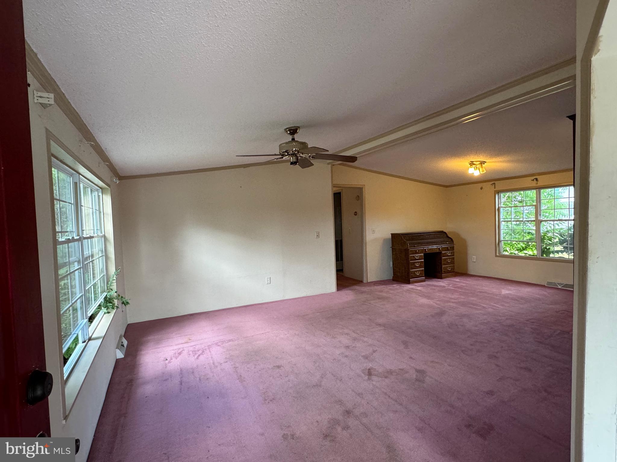 35 Bentwood Cir