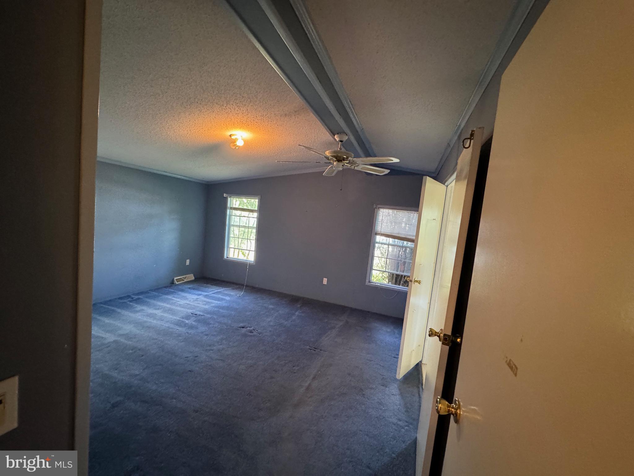 35 Bentwood Cir