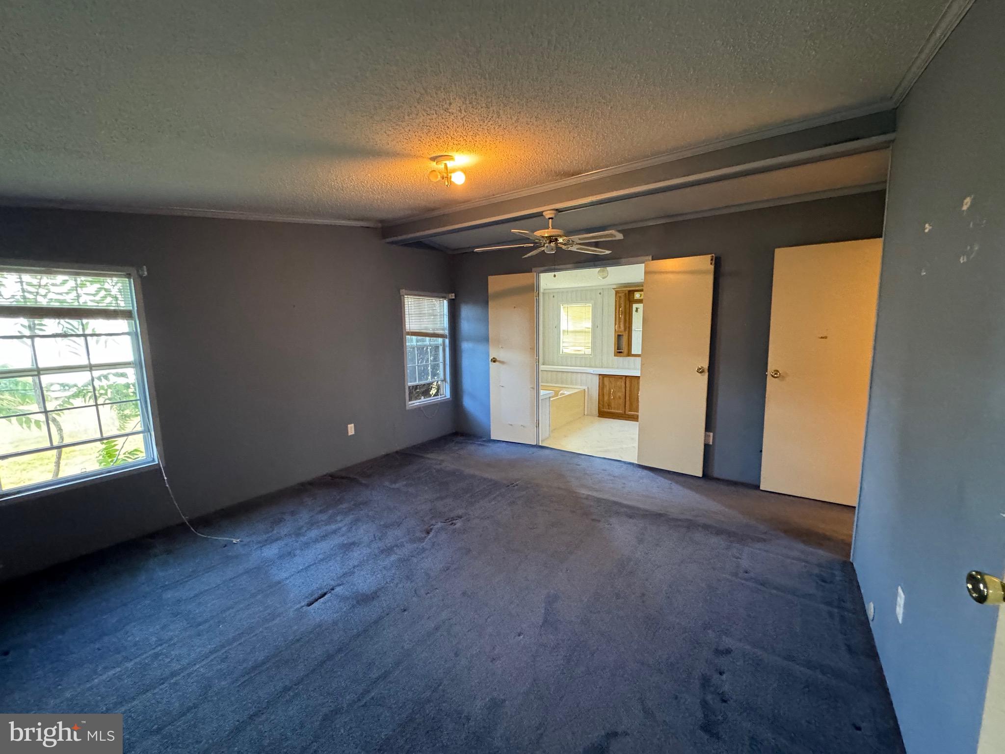 35 Bentwood Cir
