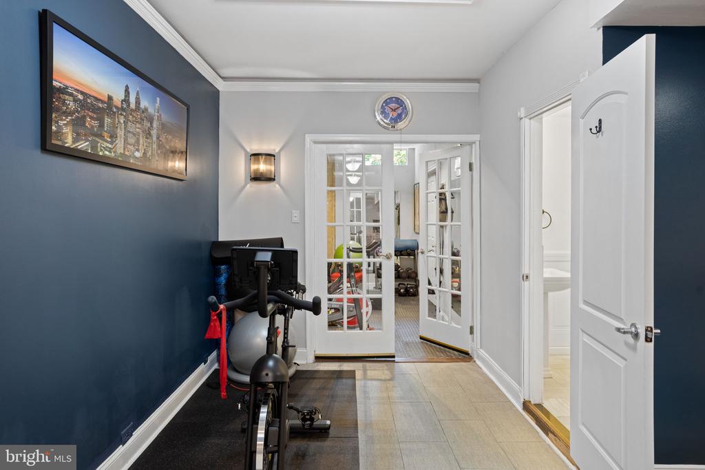 3015 Penn View Ln
