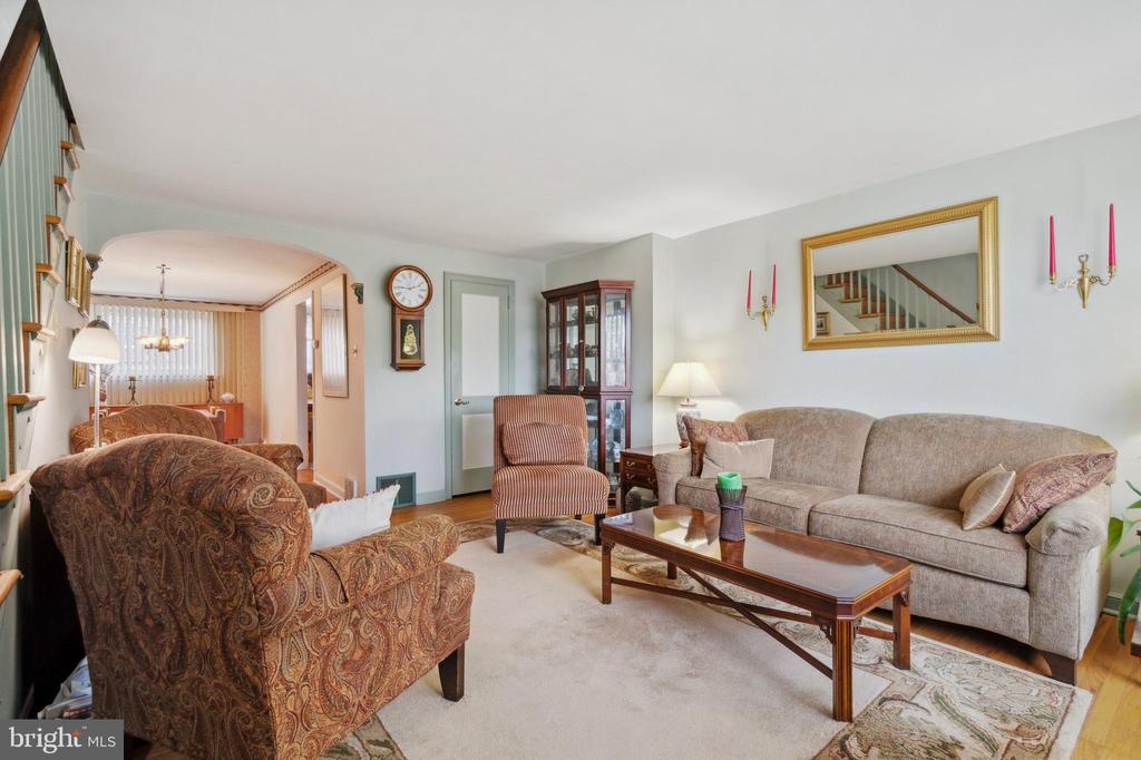 247 E Park Ave