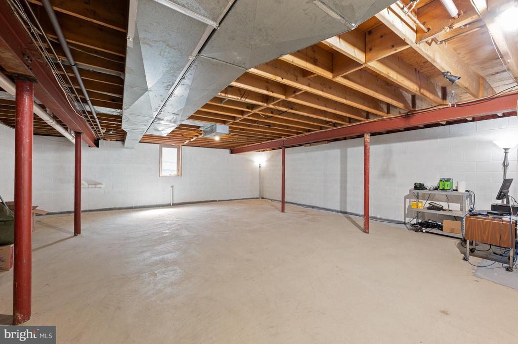 1498 Yost Rd