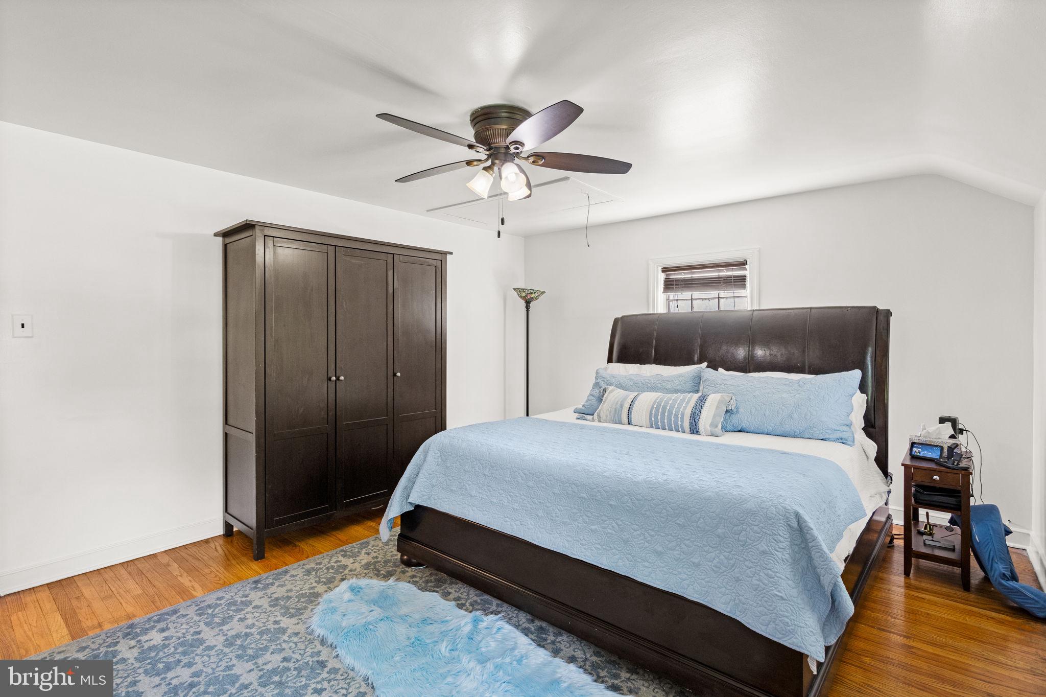 33 Dewey Rd
