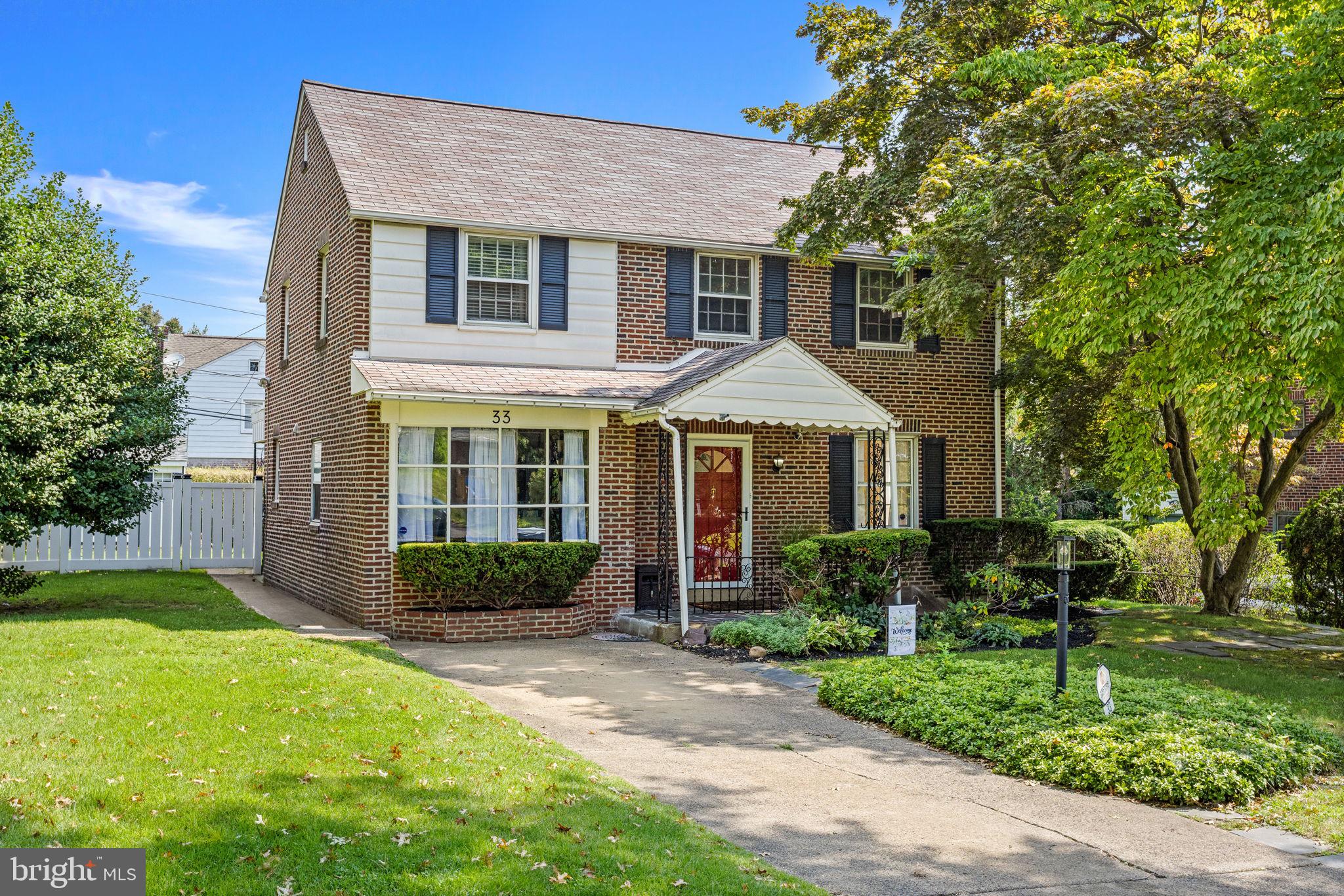 33 Dewey Rd