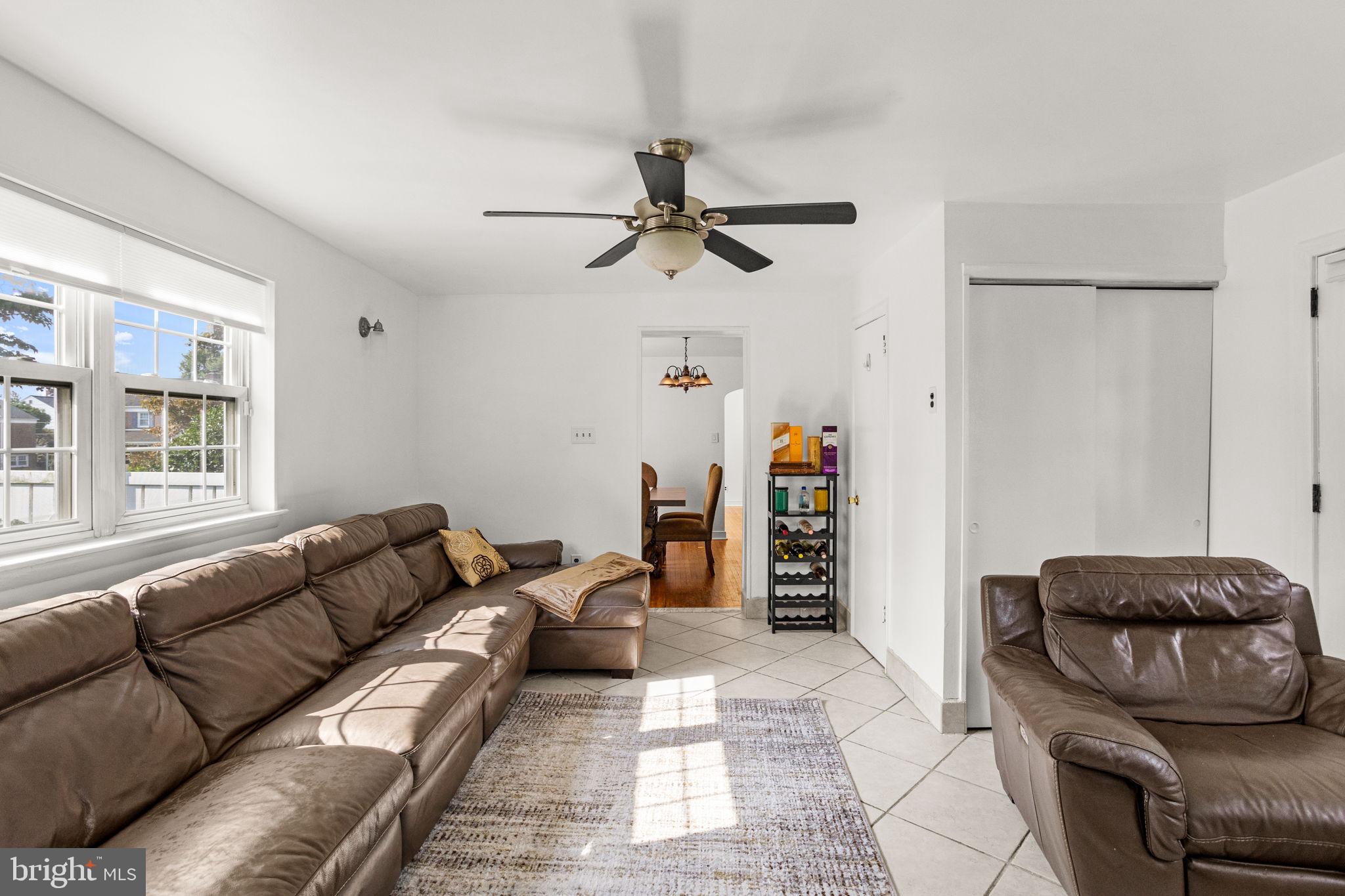 33 Dewey Rd