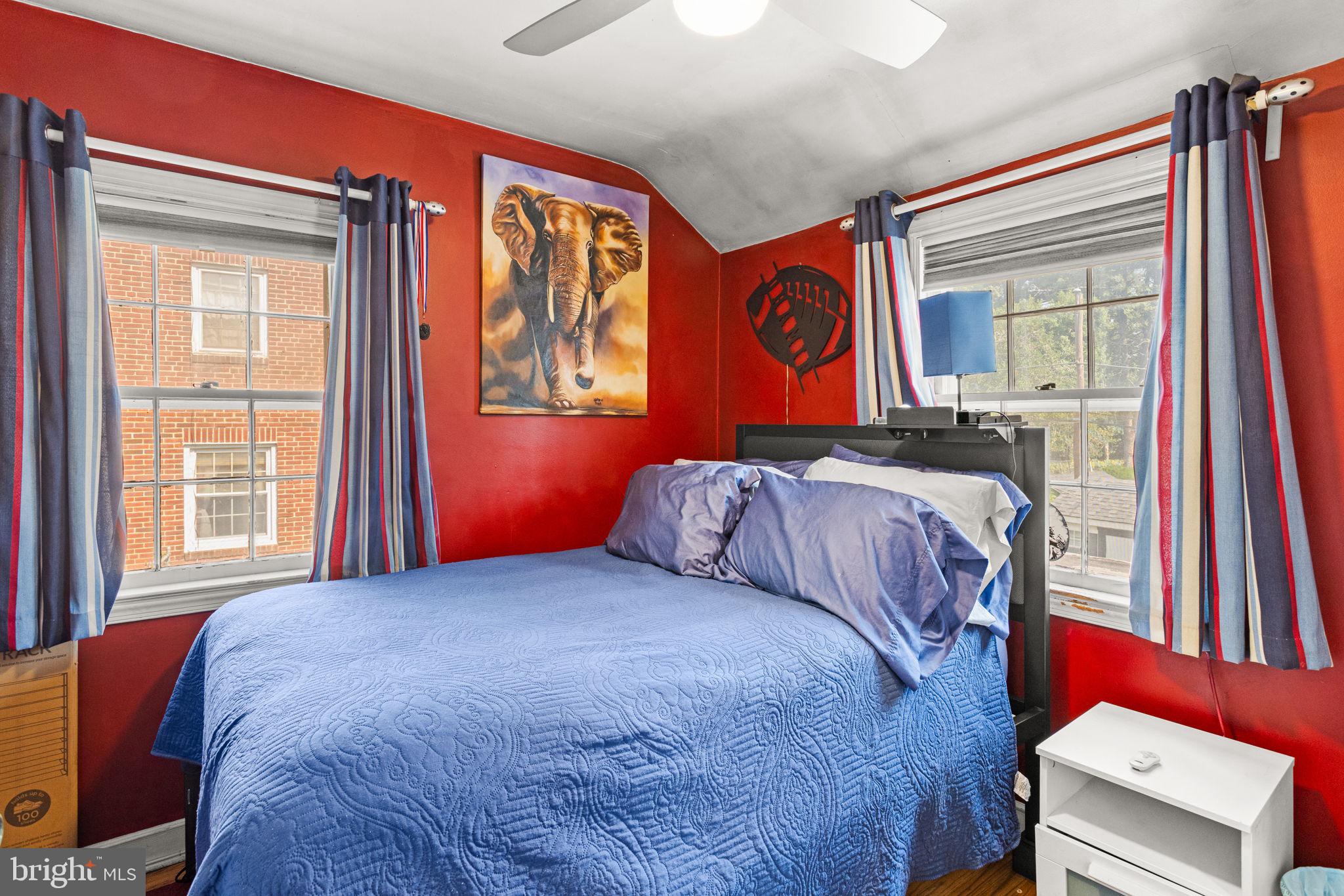 33 Dewey Rd