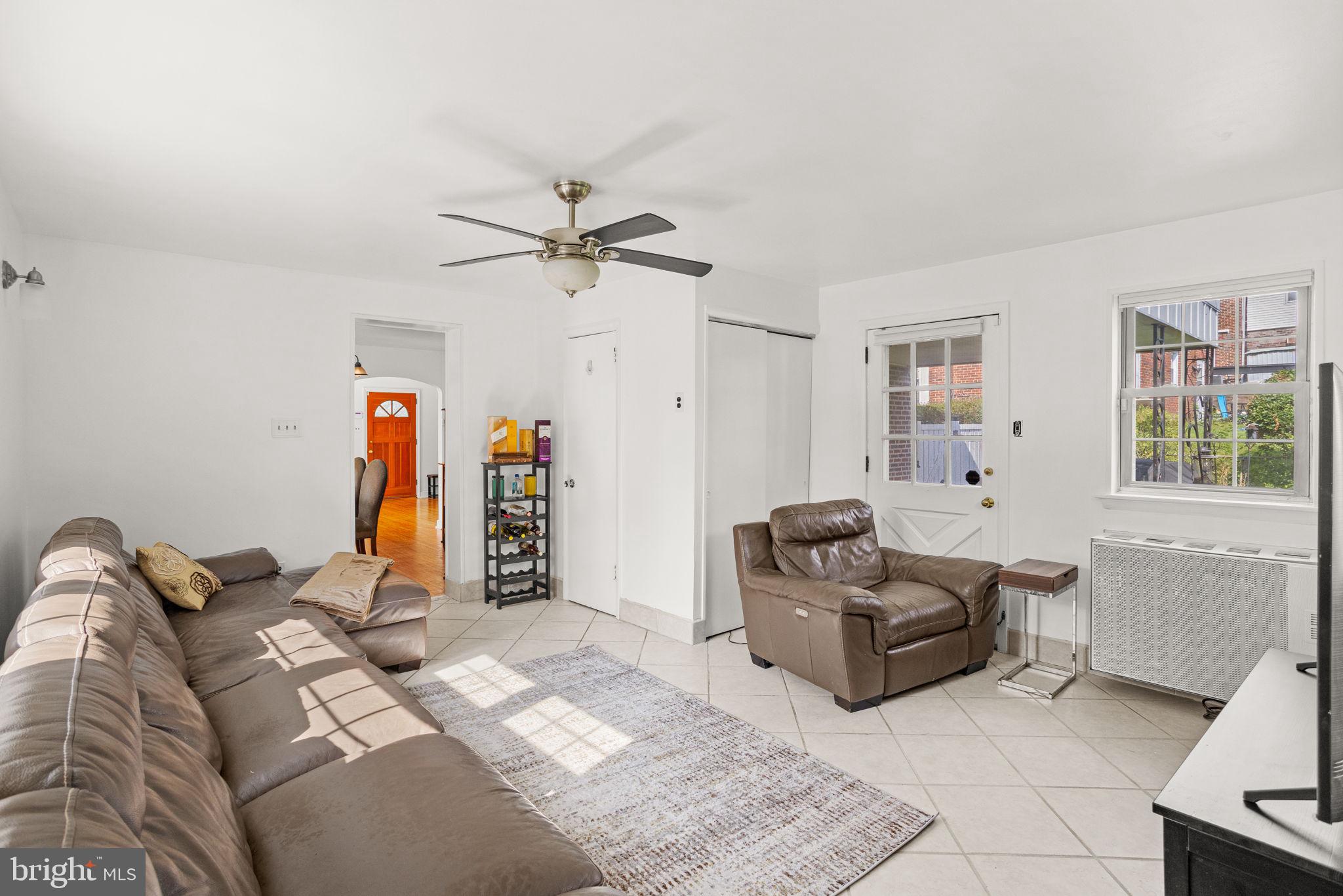 33 Dewey Rd