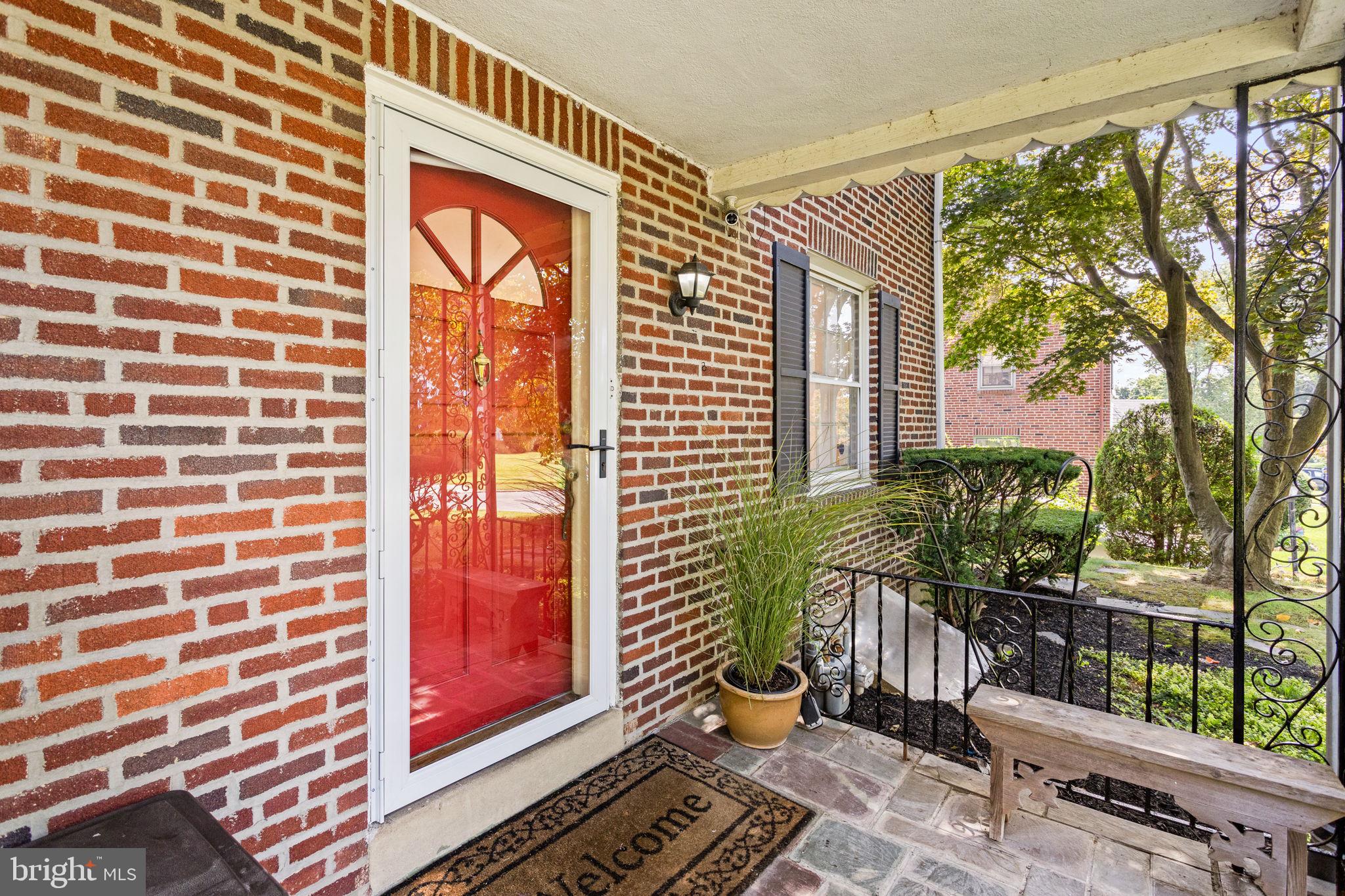 33 Dewey Rd