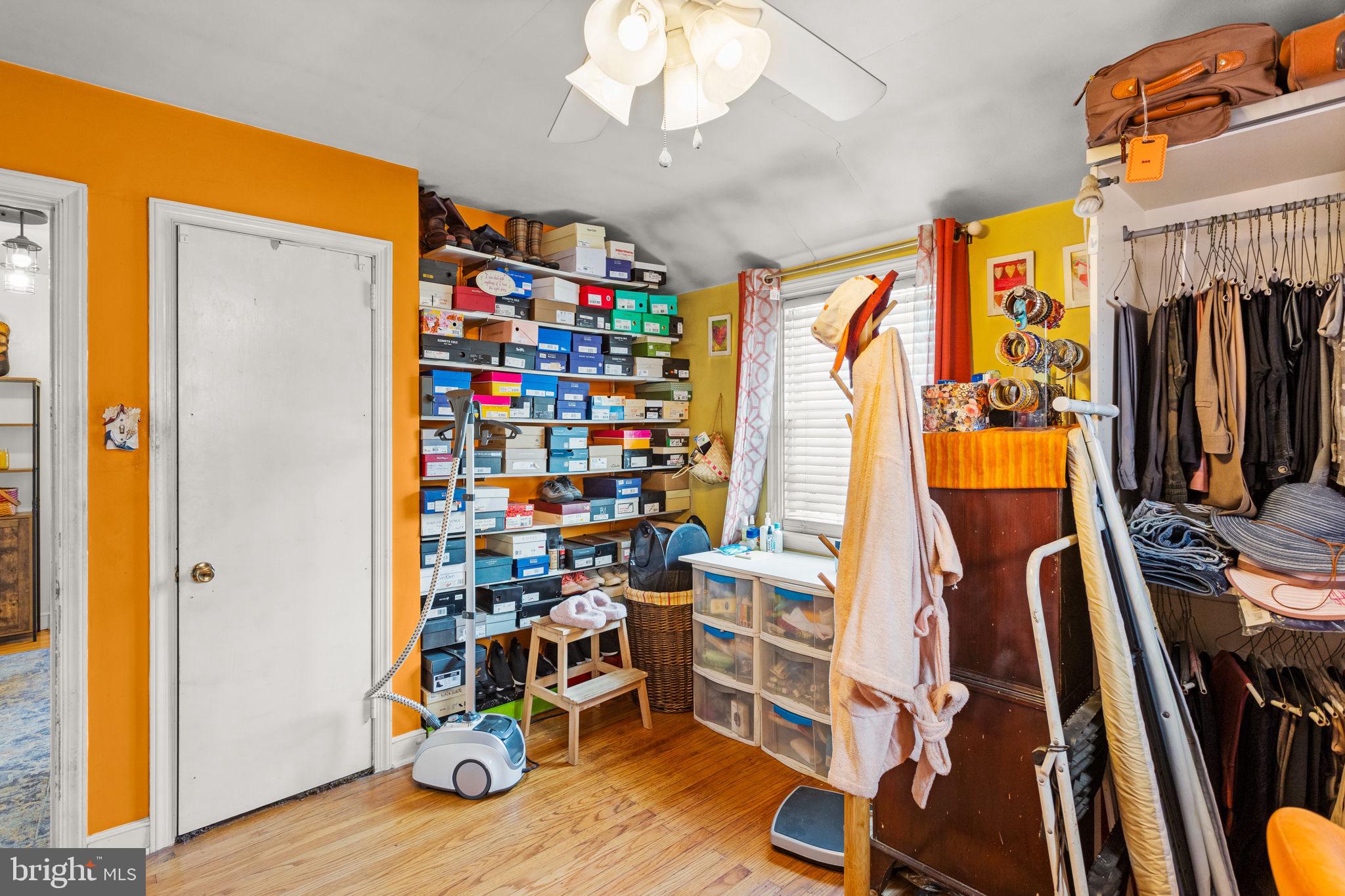 33 Dewey Rd