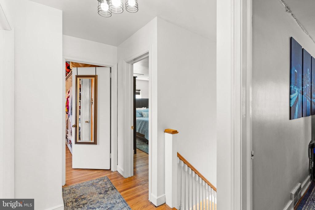 33 Dewey Rd