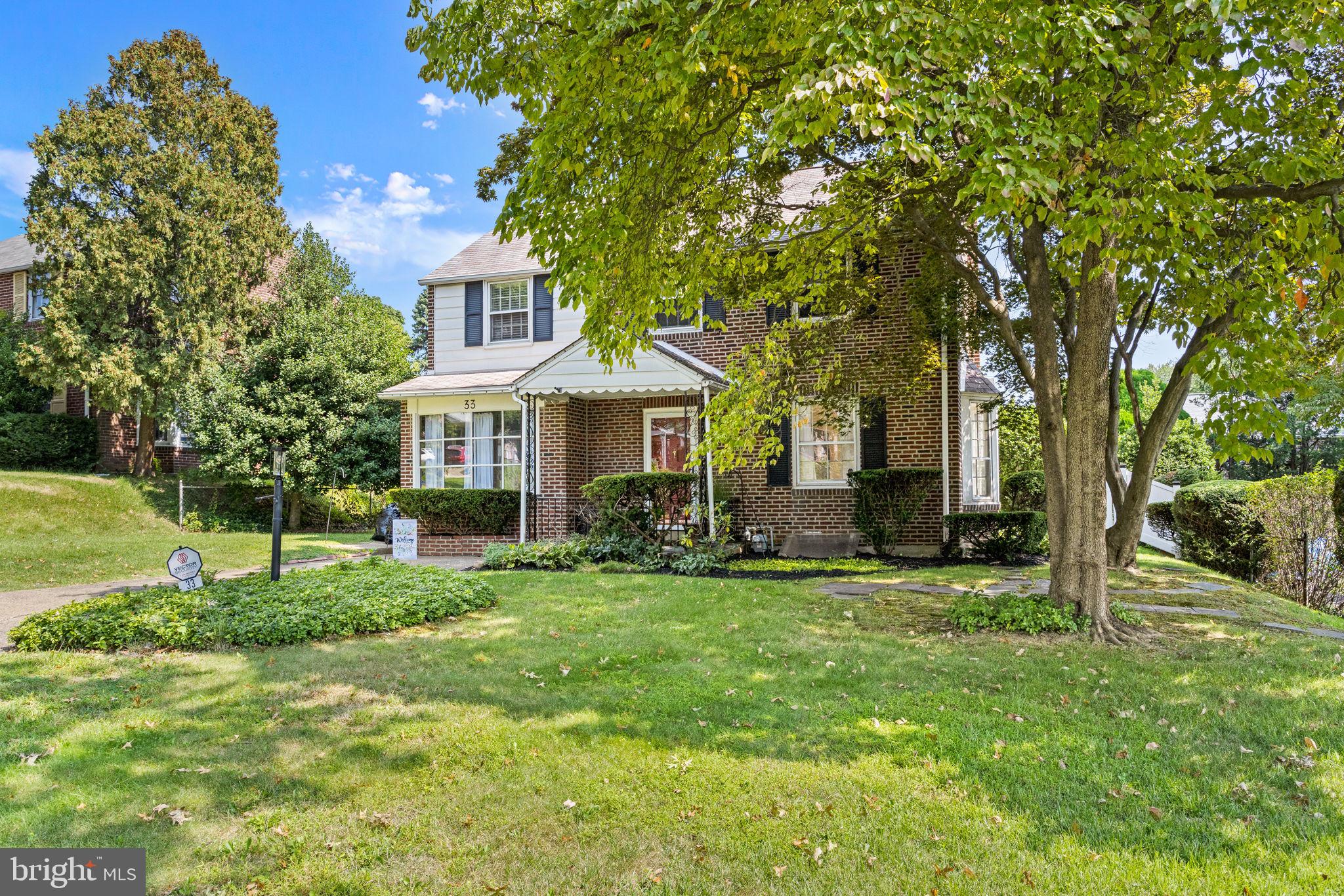 33 Dewey Rd