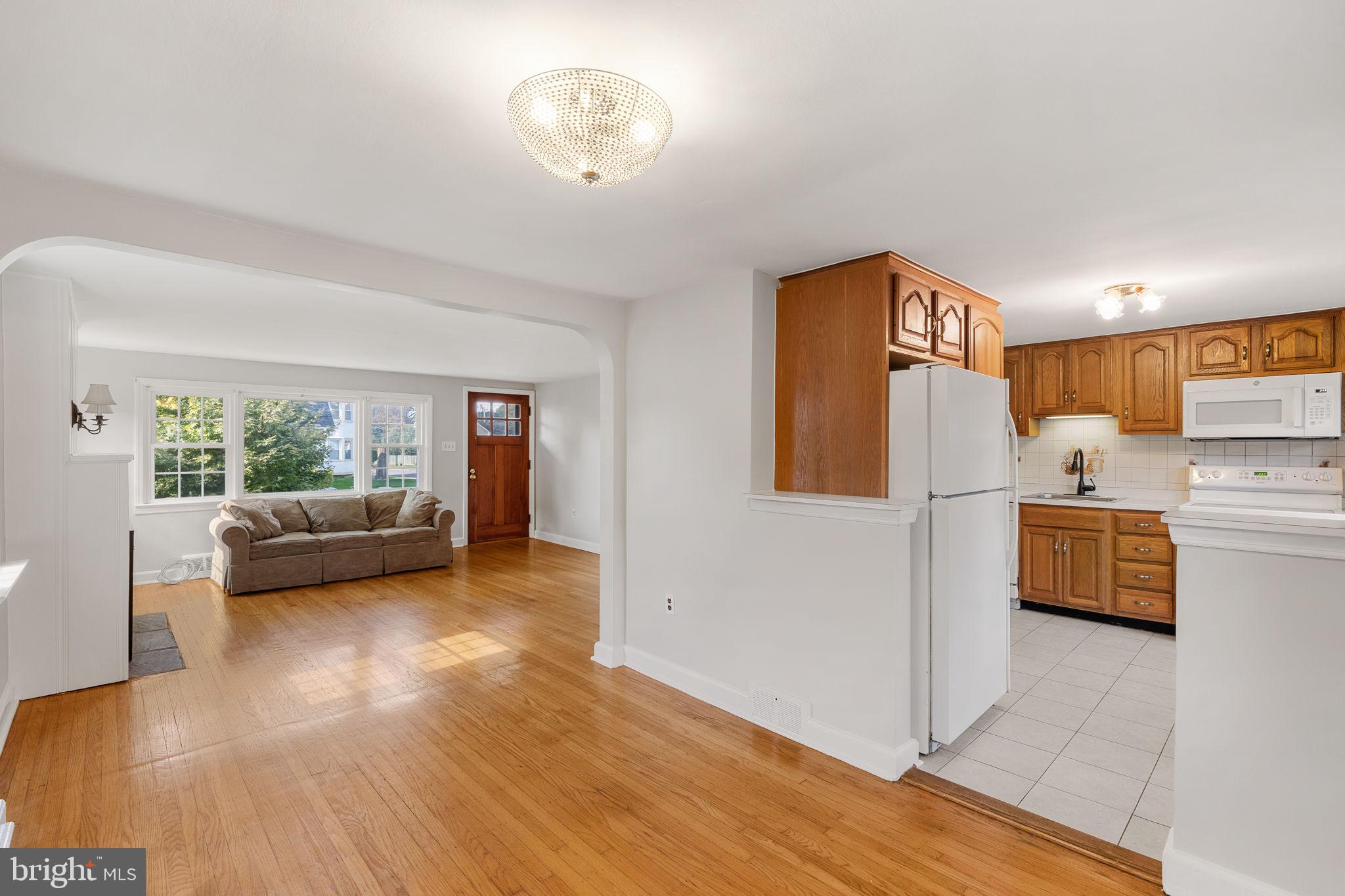 223 Cameron Rd