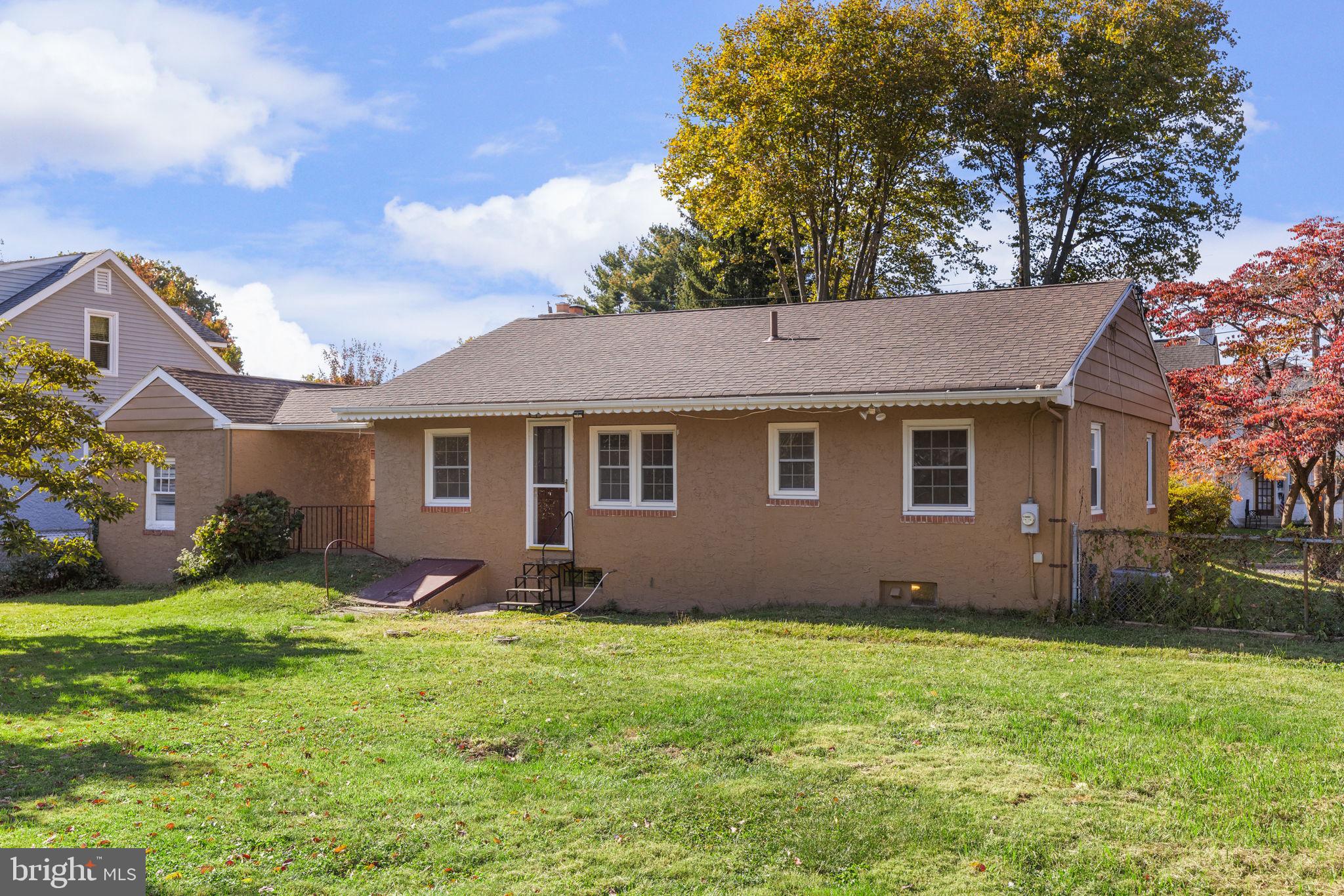 223 Cameron Rd