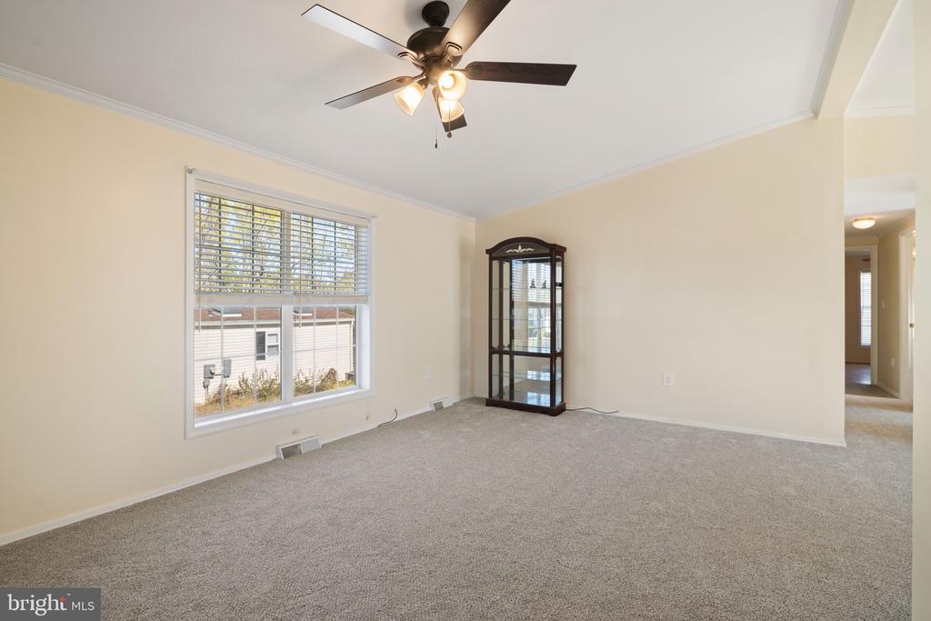 14 Oakplace Ct W