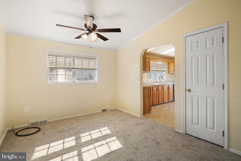 14 Oakplace Ct W