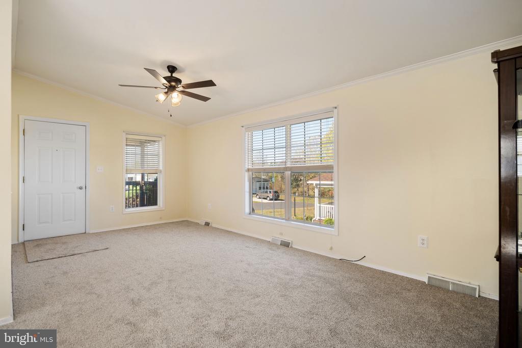 14 Oakplace Ct W