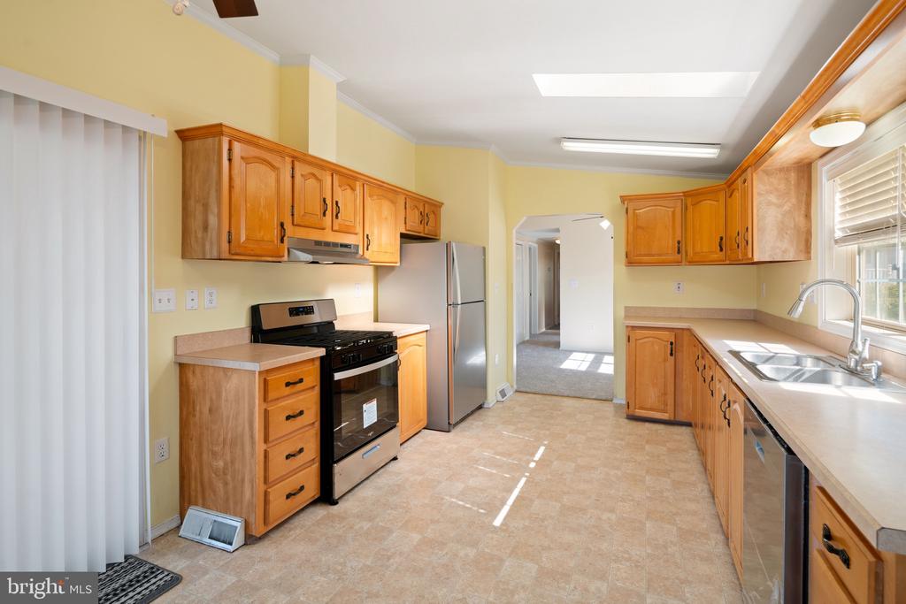 14 Oakplace Ct W