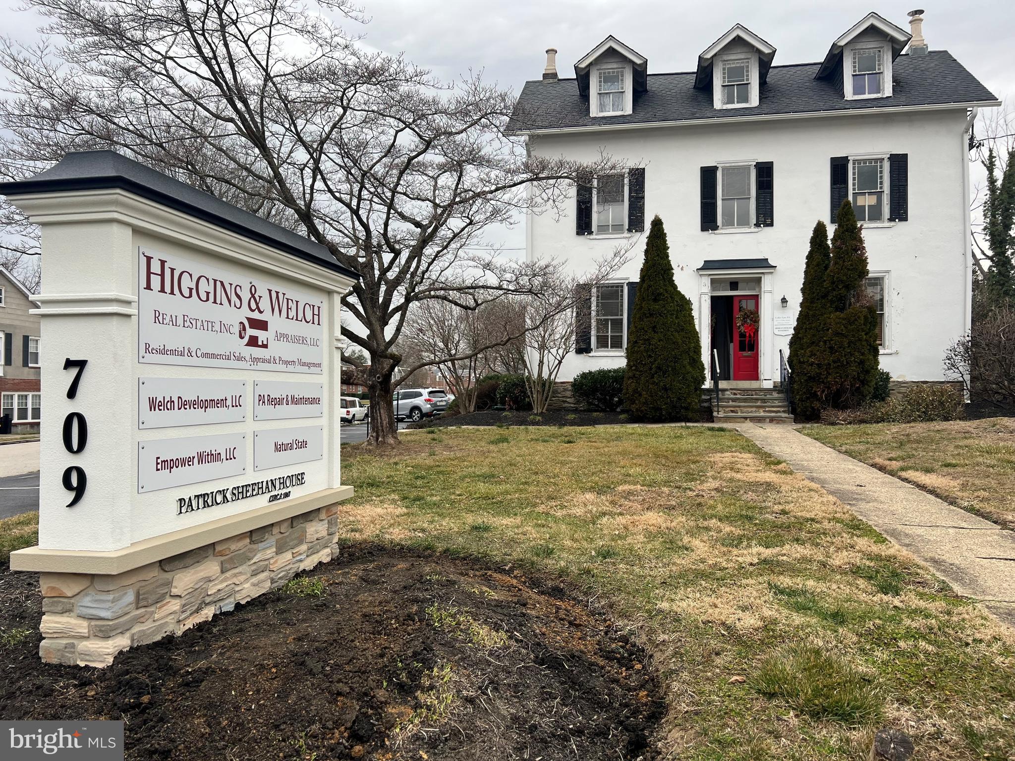 709 BETHLEHEM PIKE B