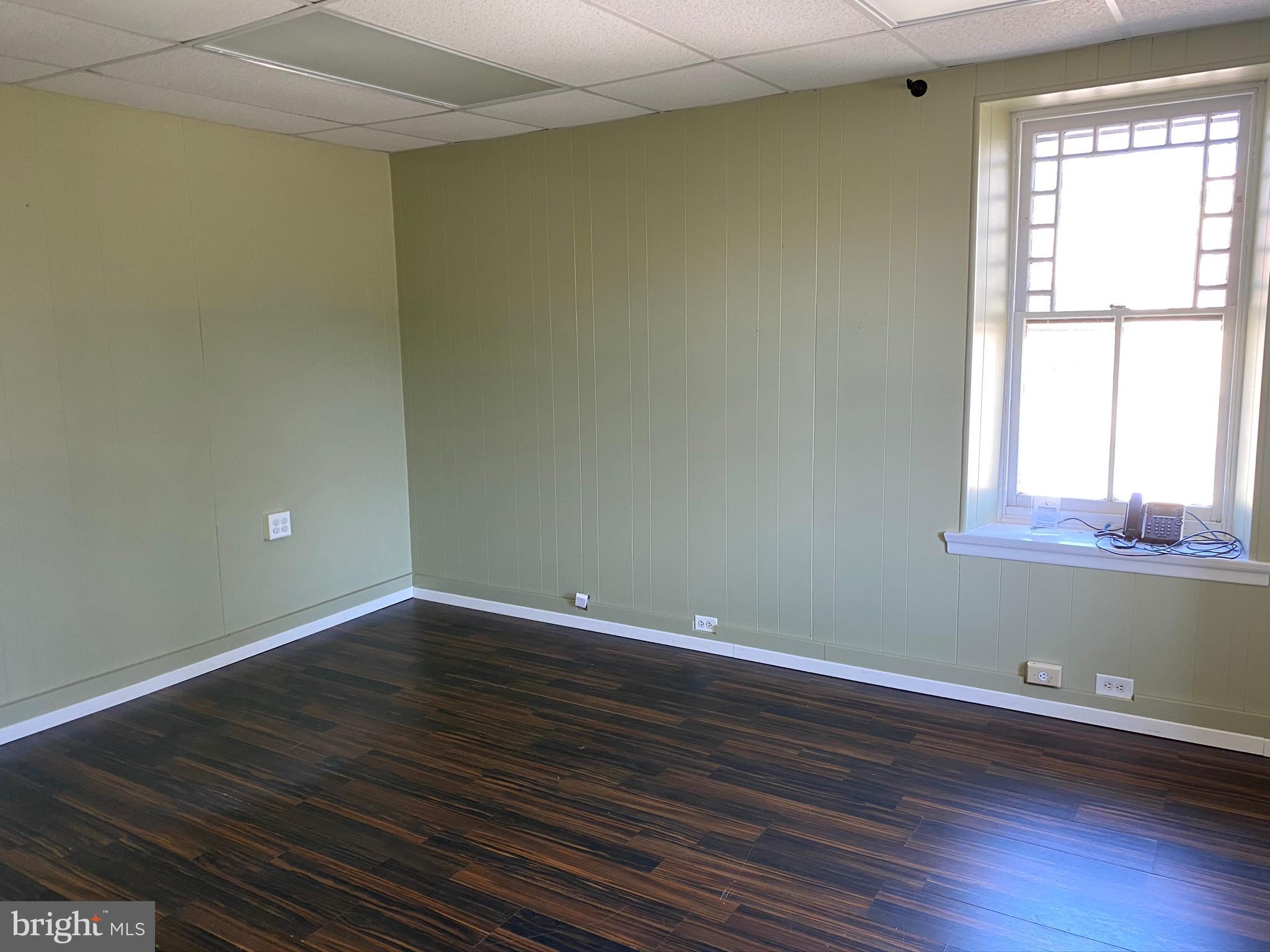 709 BETHLEHEM PIKE B