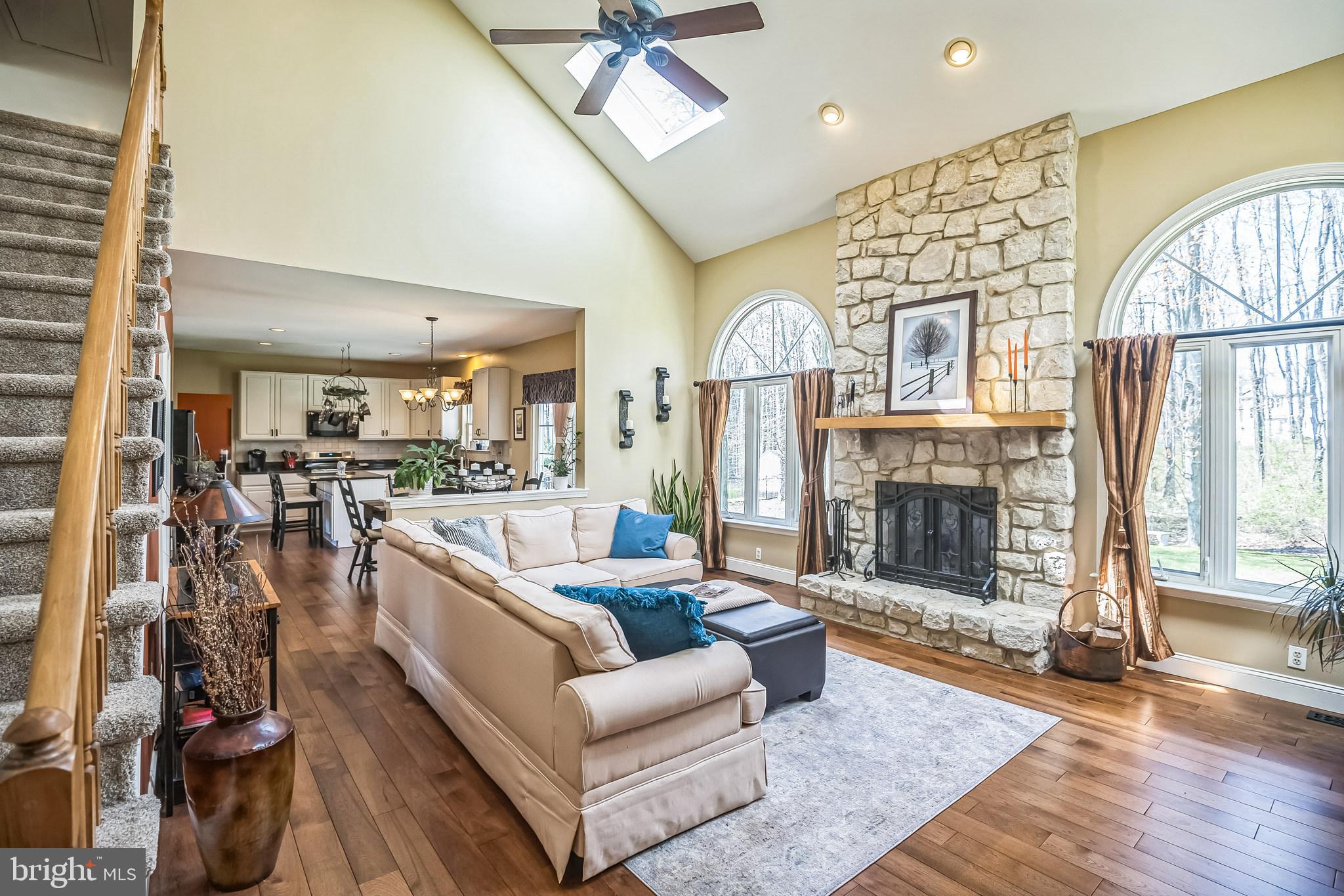102 Major Ln