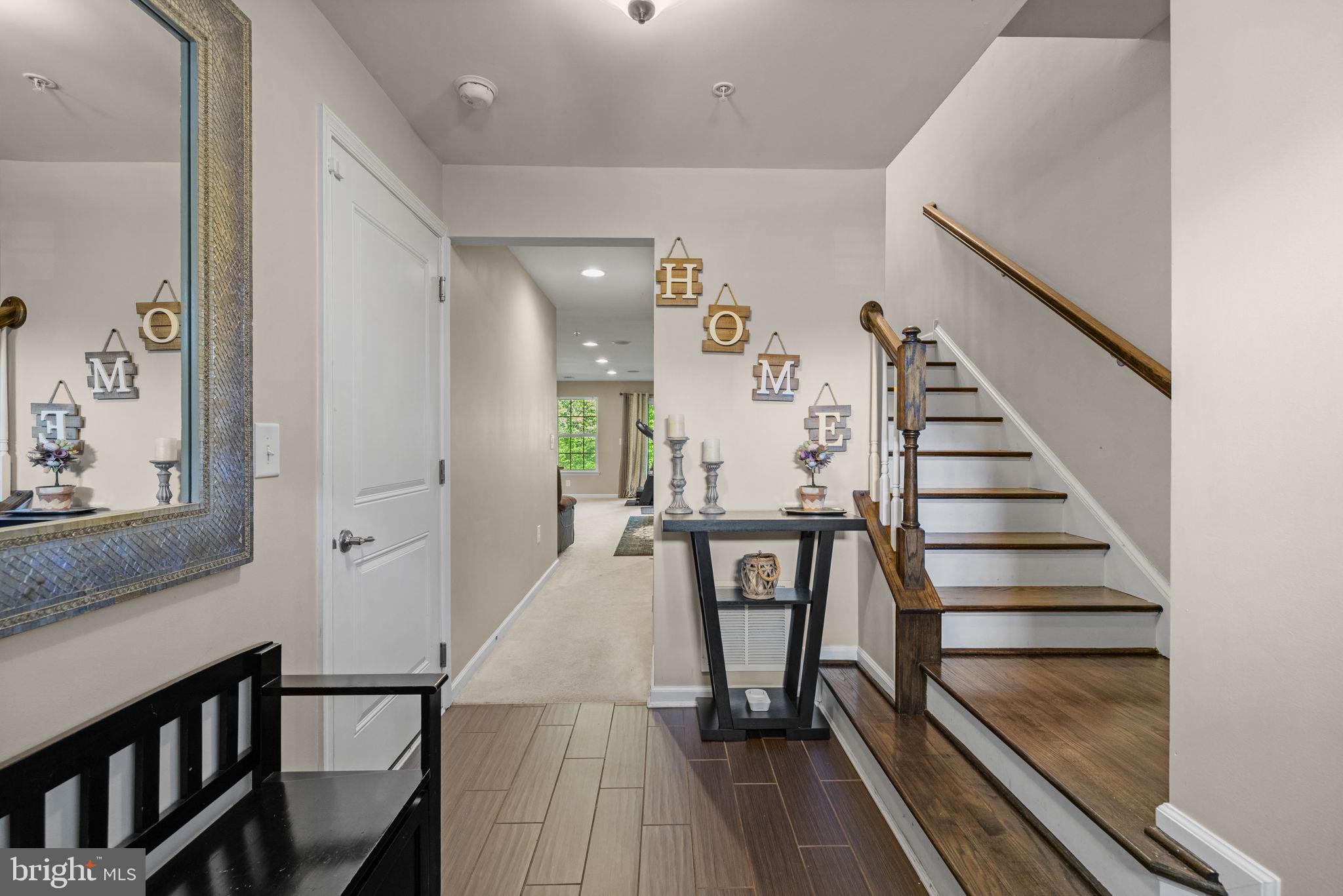 274 MacDonald Ave #22